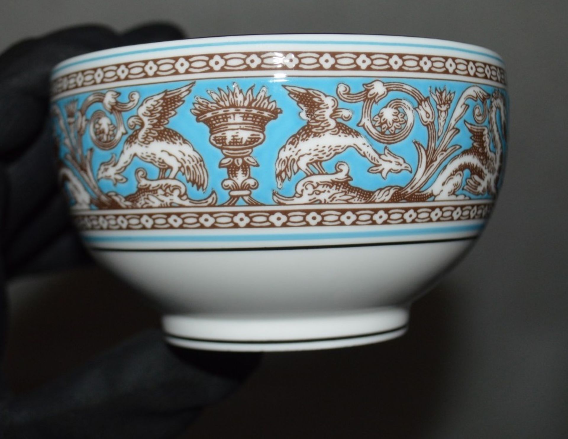 1 x WEDGWOOD Florentine Turquoise 8-Piece Dinner Set - Original Price £500.00 - See Condition Report - Image 5 of 12