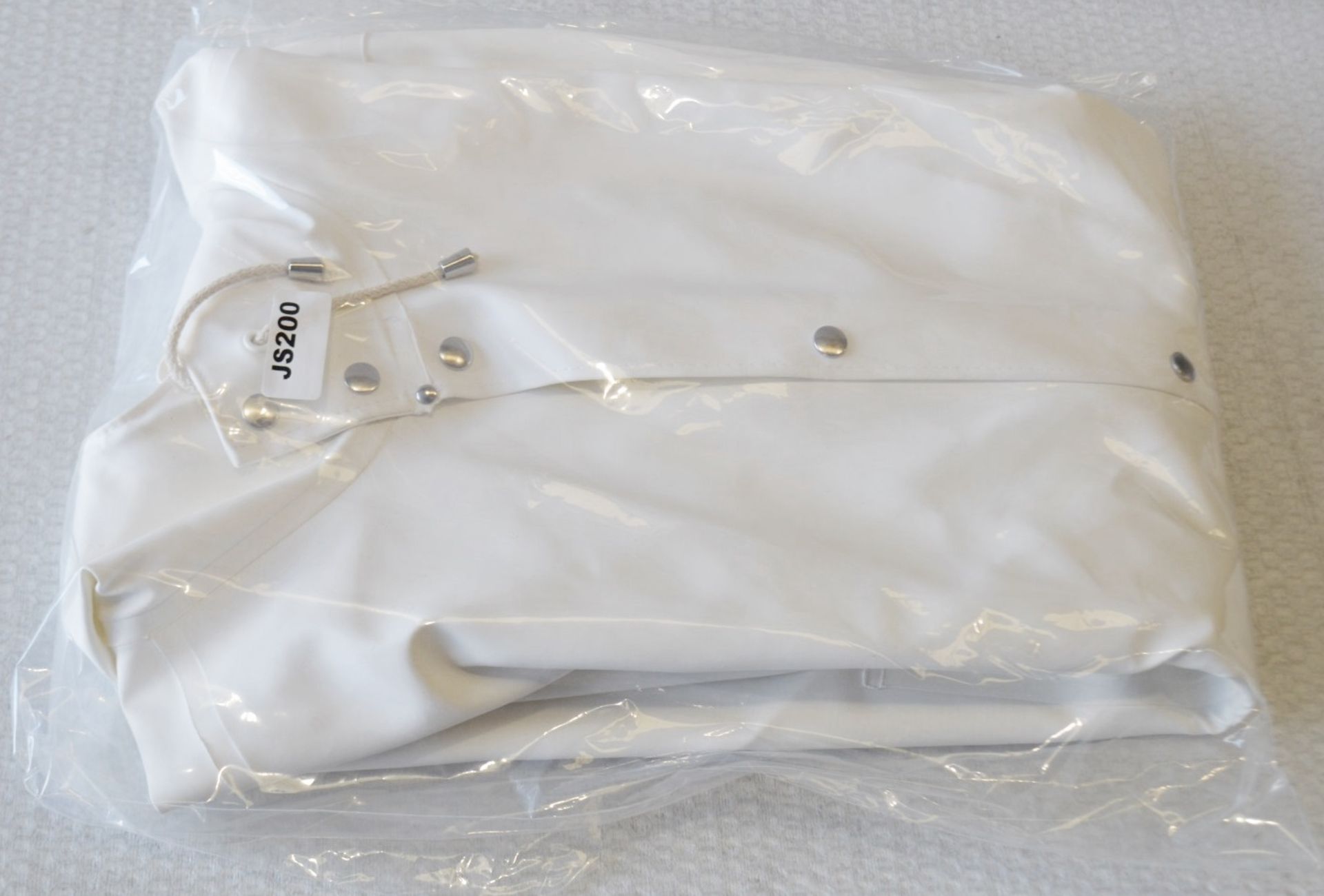 1 x Men's Genuine Stutterheim Designer Hooded Coat In White - Size (EU/UK): L/L - RRP £230.00 - Image 2 of 6