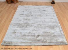 1 x Asiatic 'Dolce' Luxurious Rug in Silver - Dimensions (approx): 160x230cm - Ref: 6319128/