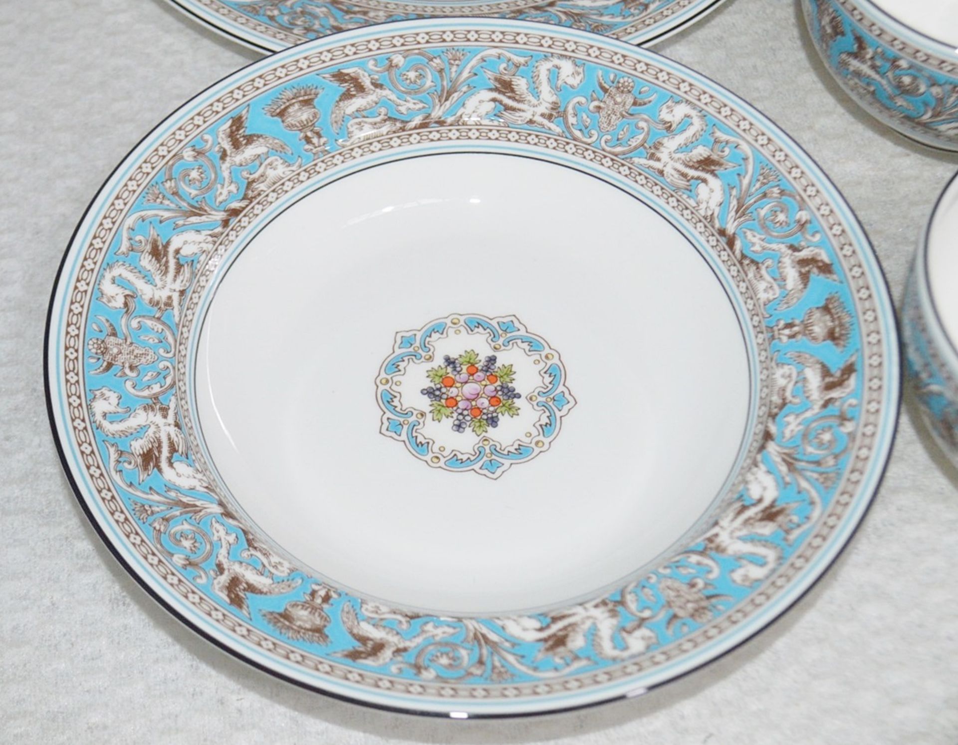 1 x WEDGWOOD Florentine Turquoise 8-Piece Dinner Set - Original Price £500.00 - See Condition Report - Image 10 of 12