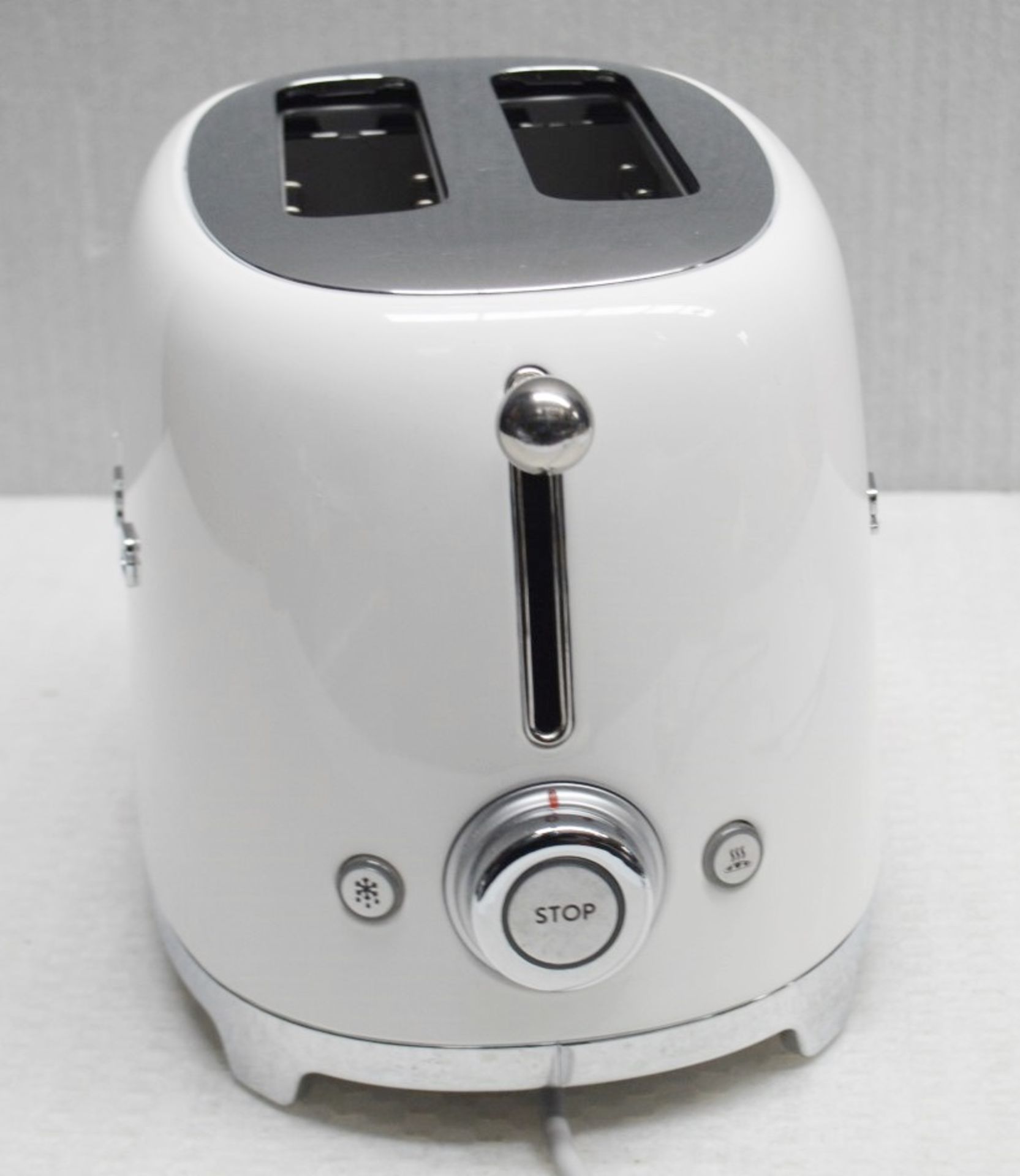 1 x SMEG Retro-style 2-Slot Toaster In White - Original Price £139.95 - Image 7 of 7