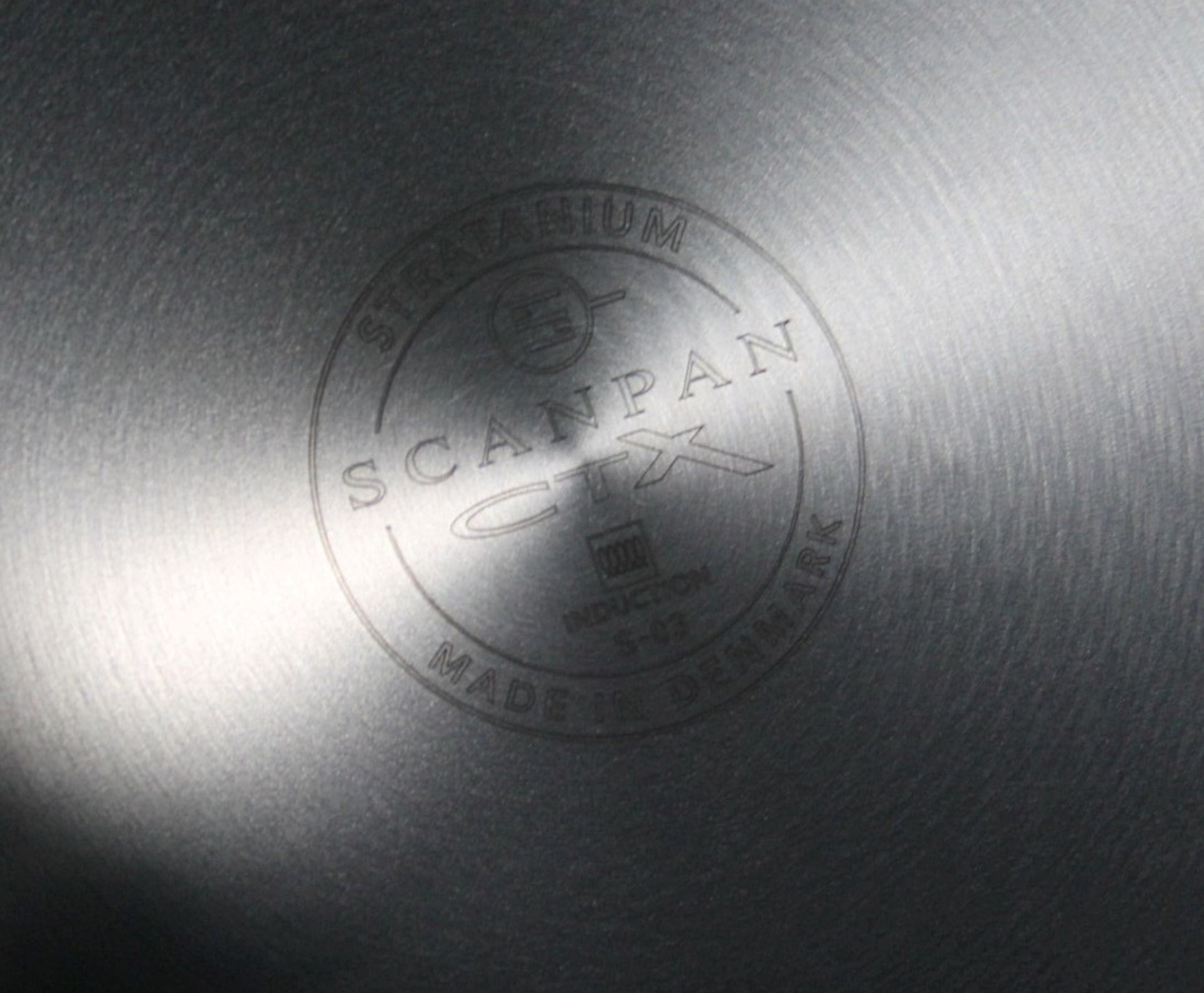 1 x SCANPAN CTX Chef Pan with Lid (32cm) - Original Price £214.95 - Unused Boxed Stock - Image 6 of 7