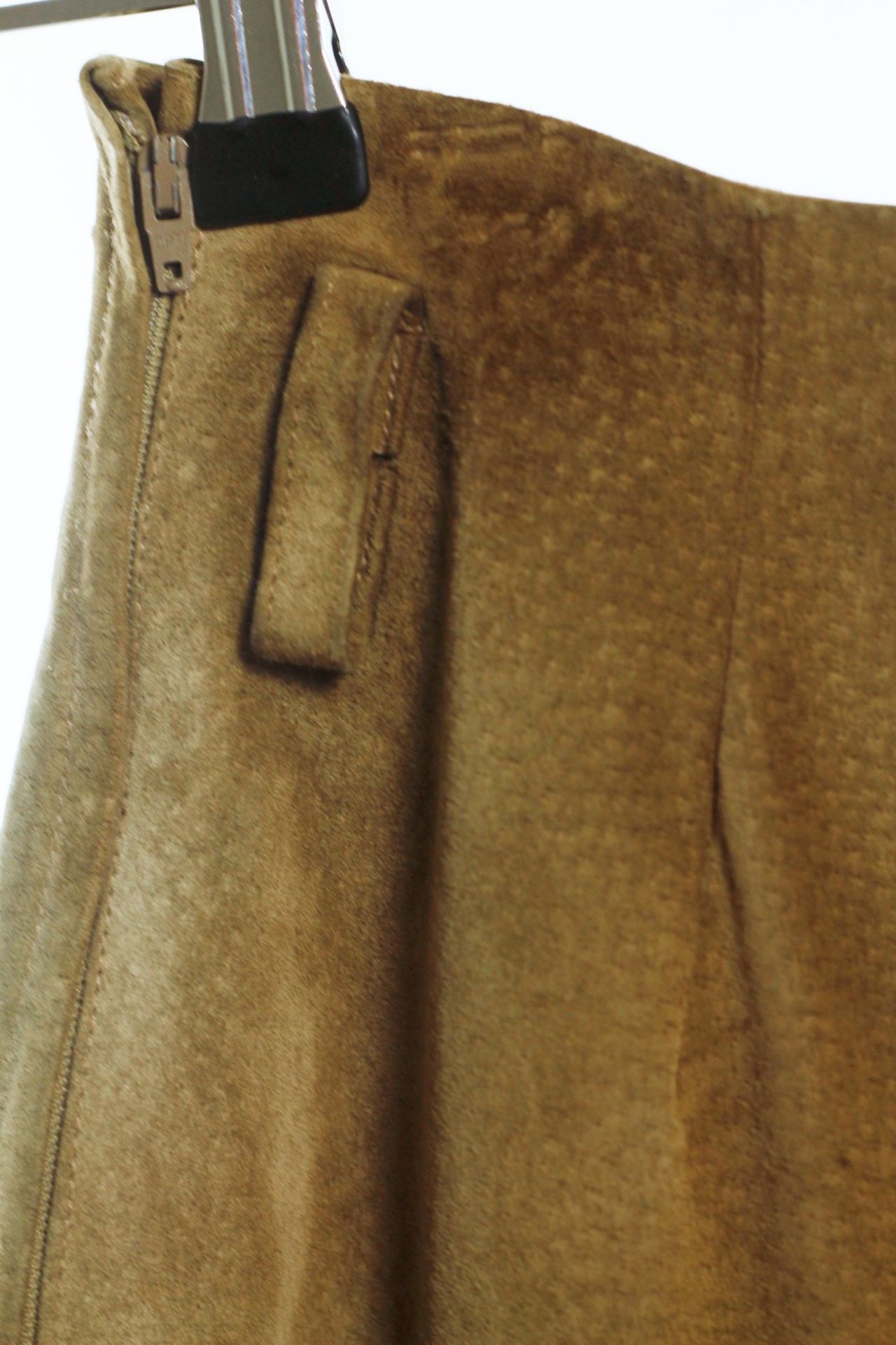 1 x Boutique Le Duc Fawn Brown Trousers - Size: 12 - Material: Natural Suede - From a High End - Image 4 of 13