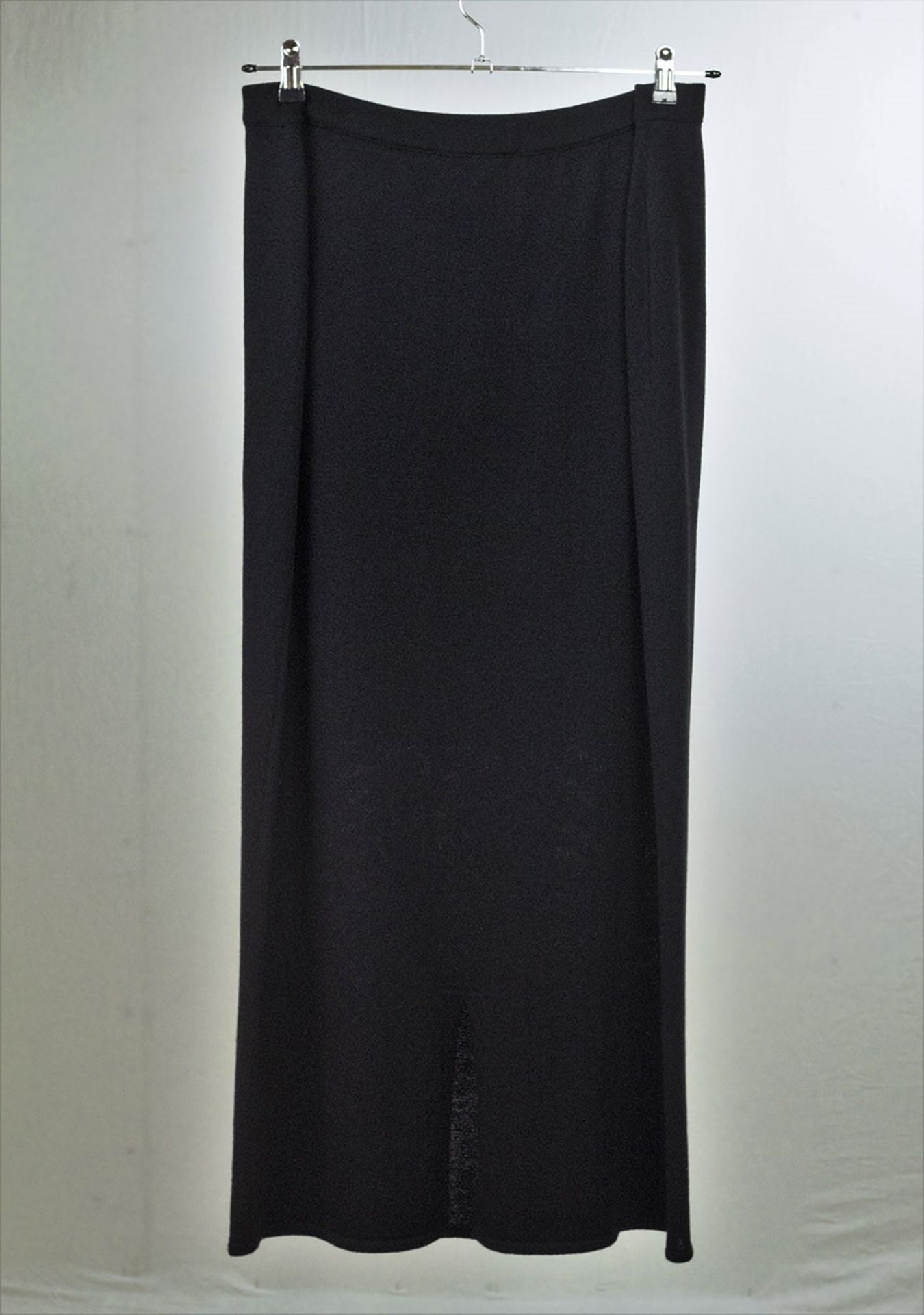 1 x Boutique Le Duc Black Black Skirt - Size: 22 - Material: 60% Acrylic 25% Wool 15% Nylon. - Image 5 of 6