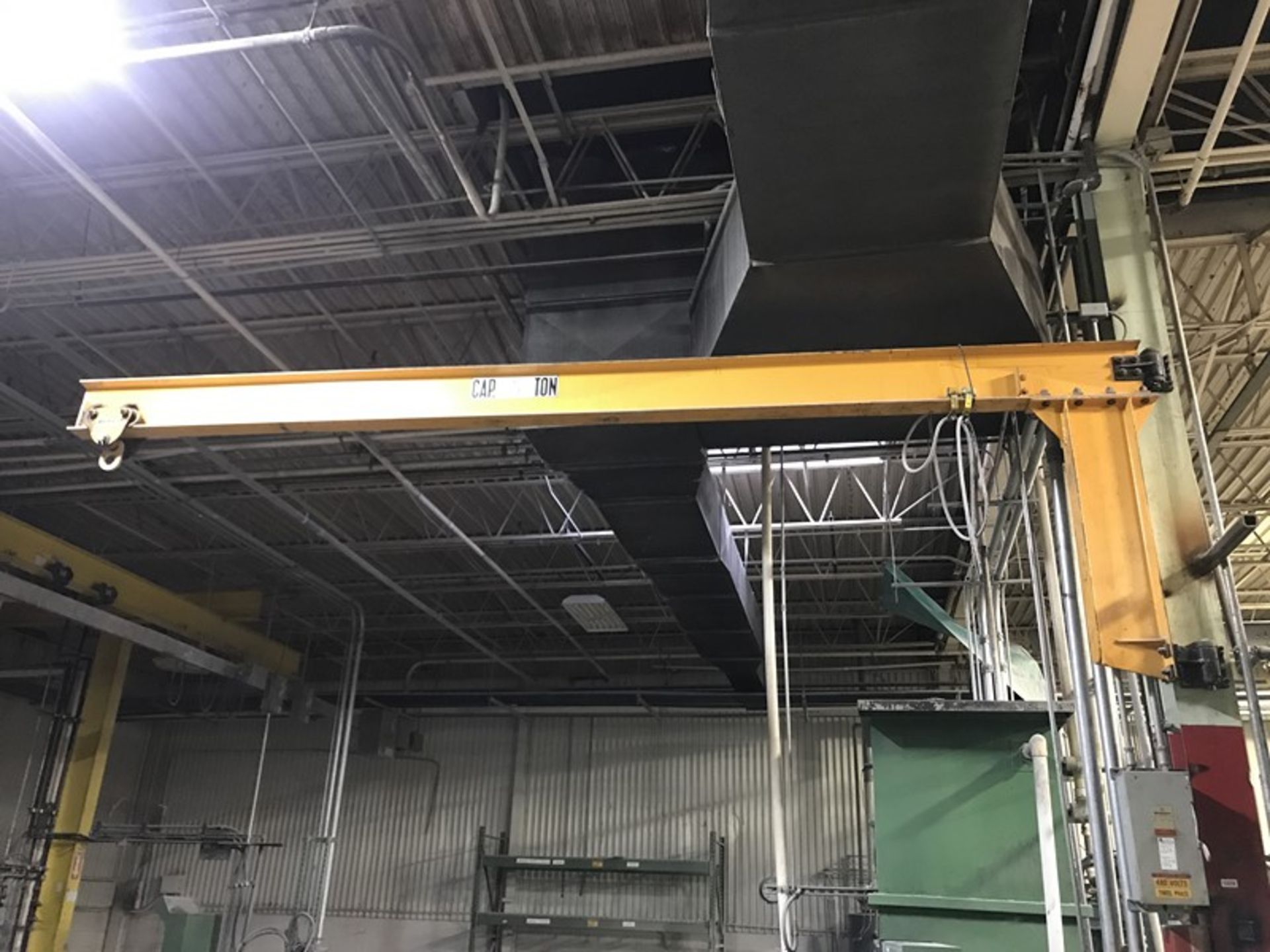 1000 lbs. wall mounted jib crane