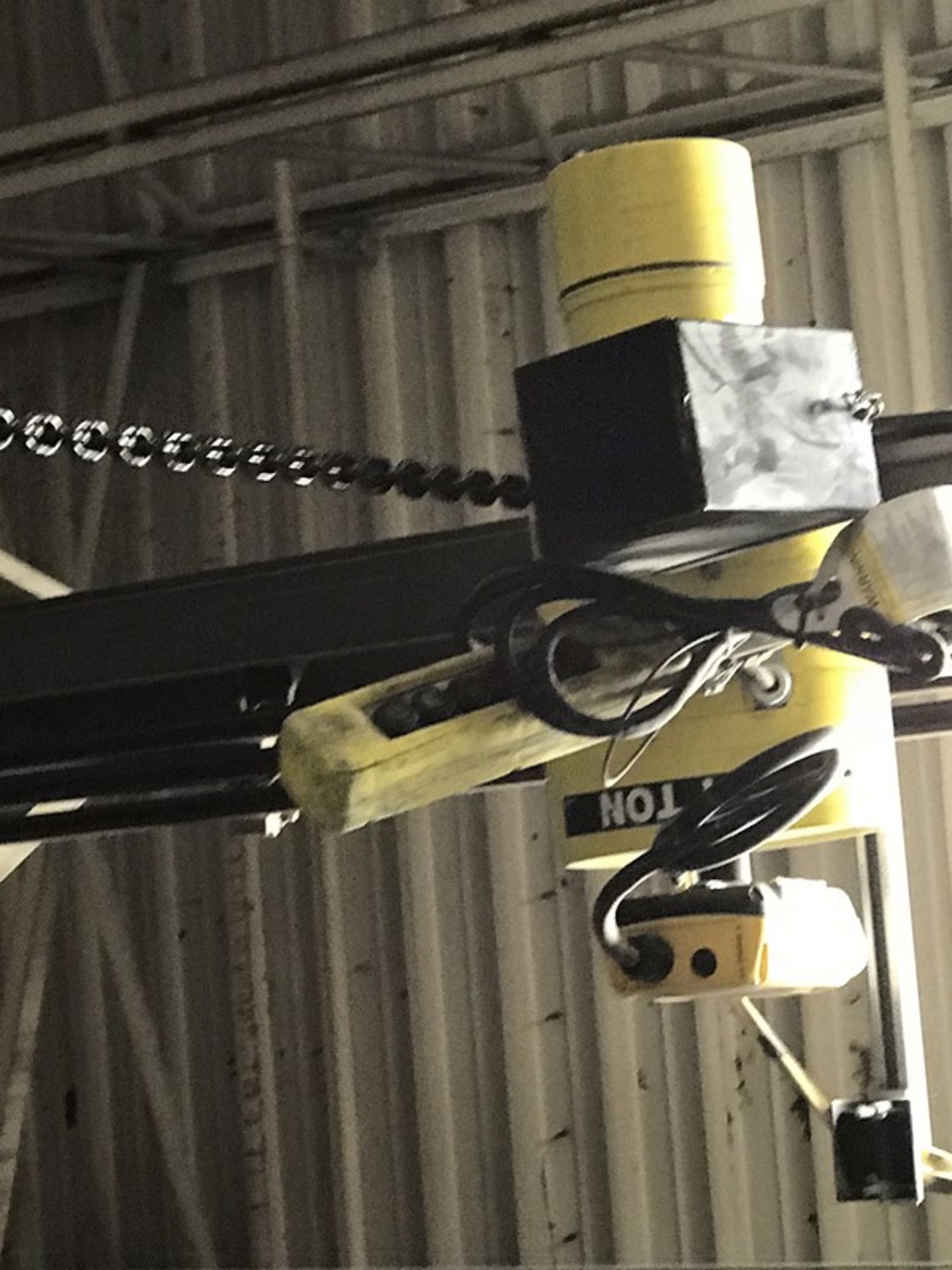 2 Pcs. 1000 Lb Yale Hoists with 1 ton overhead bridge and rails - Image 8 of 10