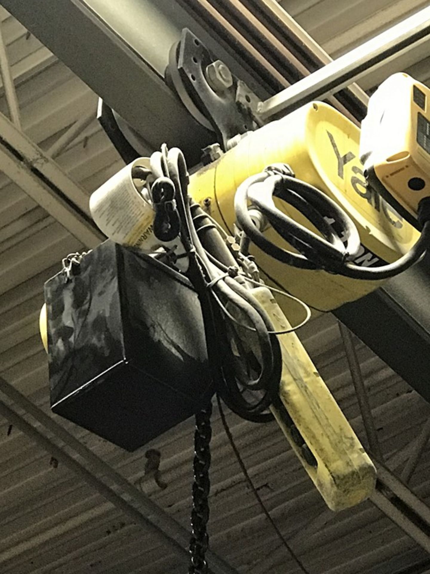 2 Pcs. 1000 Lb Yale Hoists with 1 ton overhead bridge and rails - Image 6 of 10