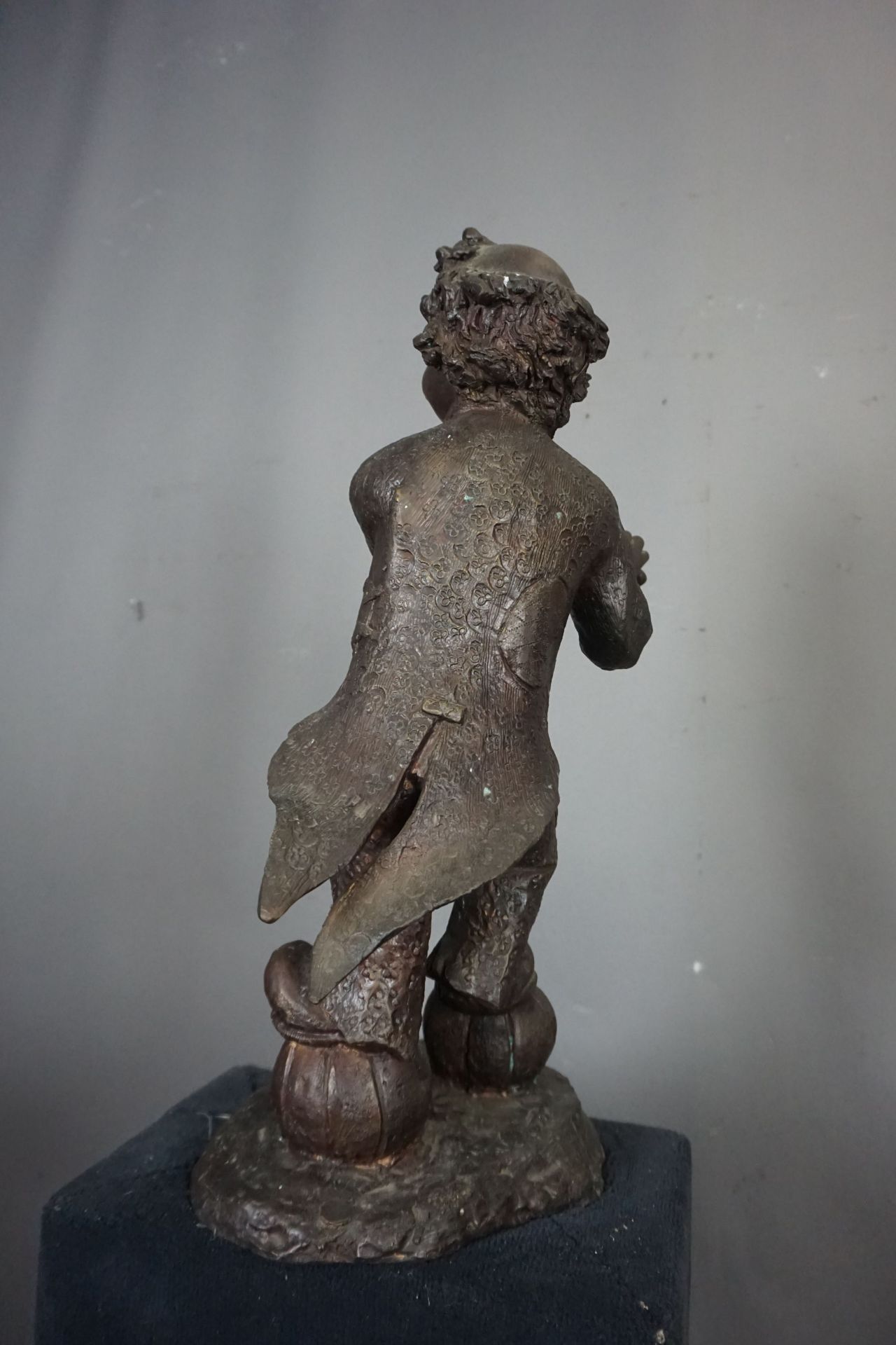 Statue in bronze, clown, signed H52 - Image 4 of 5