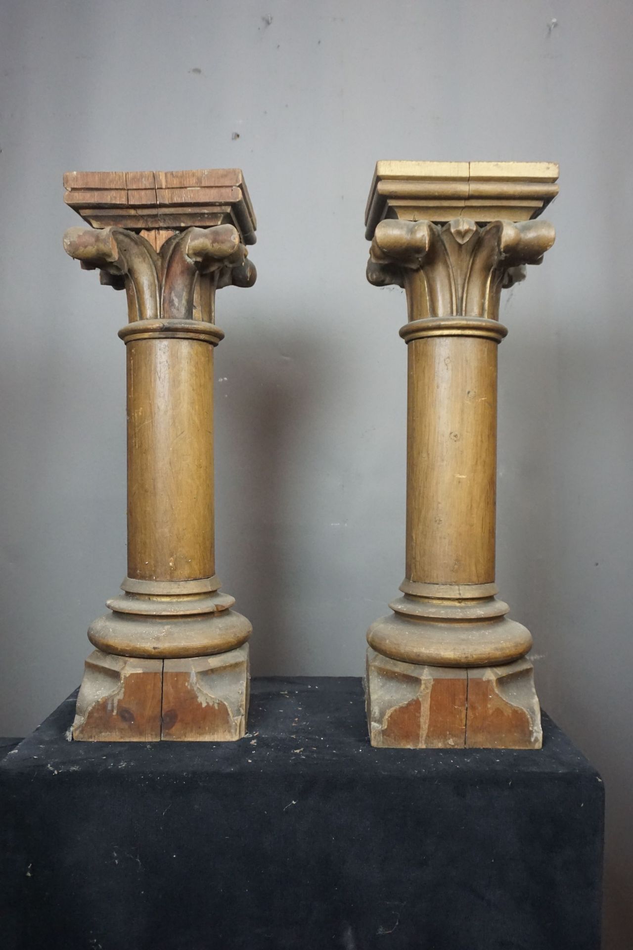 Couple of wooden pedestals in the form of a column 20th H70