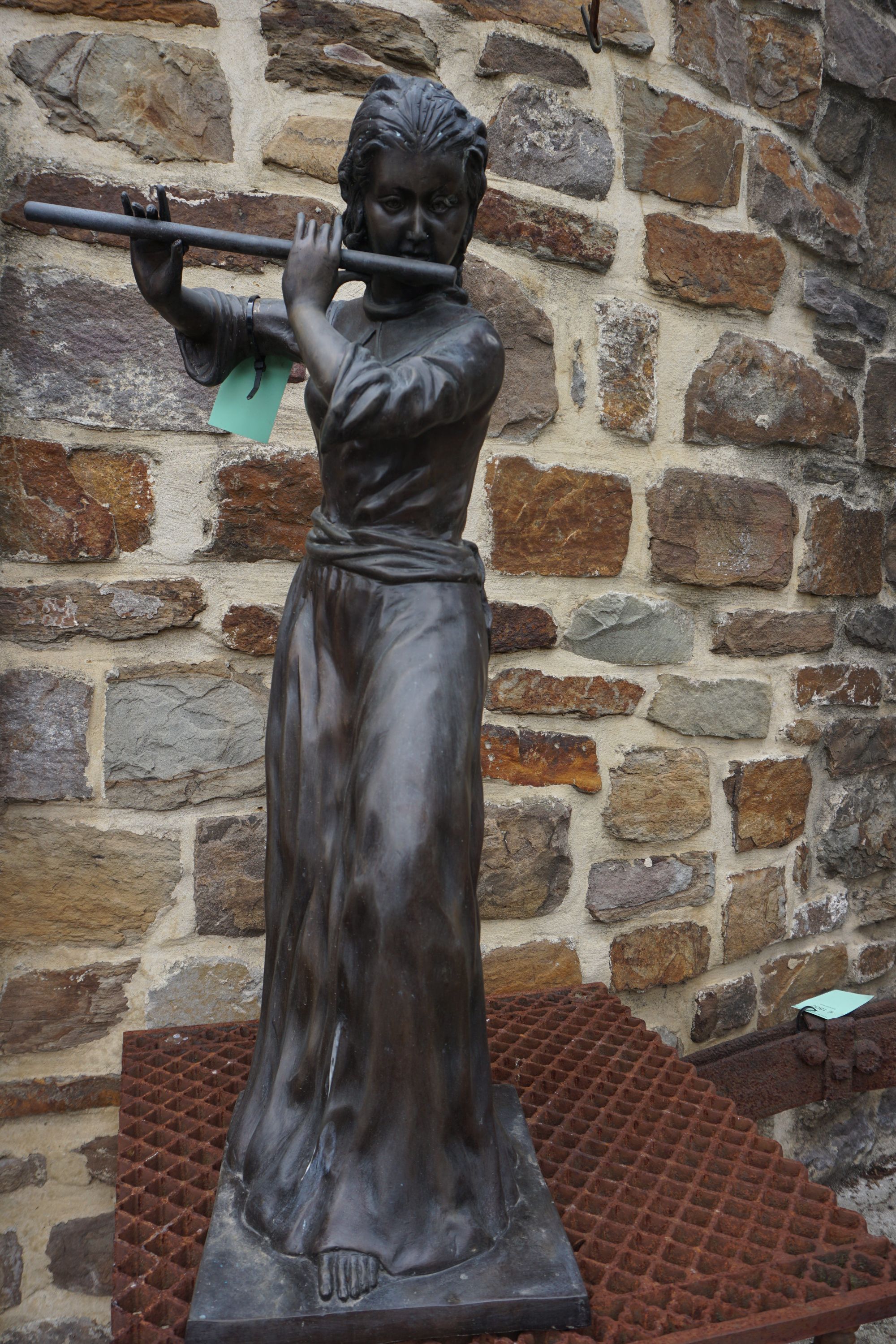 Statue in bronze, flute player H78 - Image 2 of 2