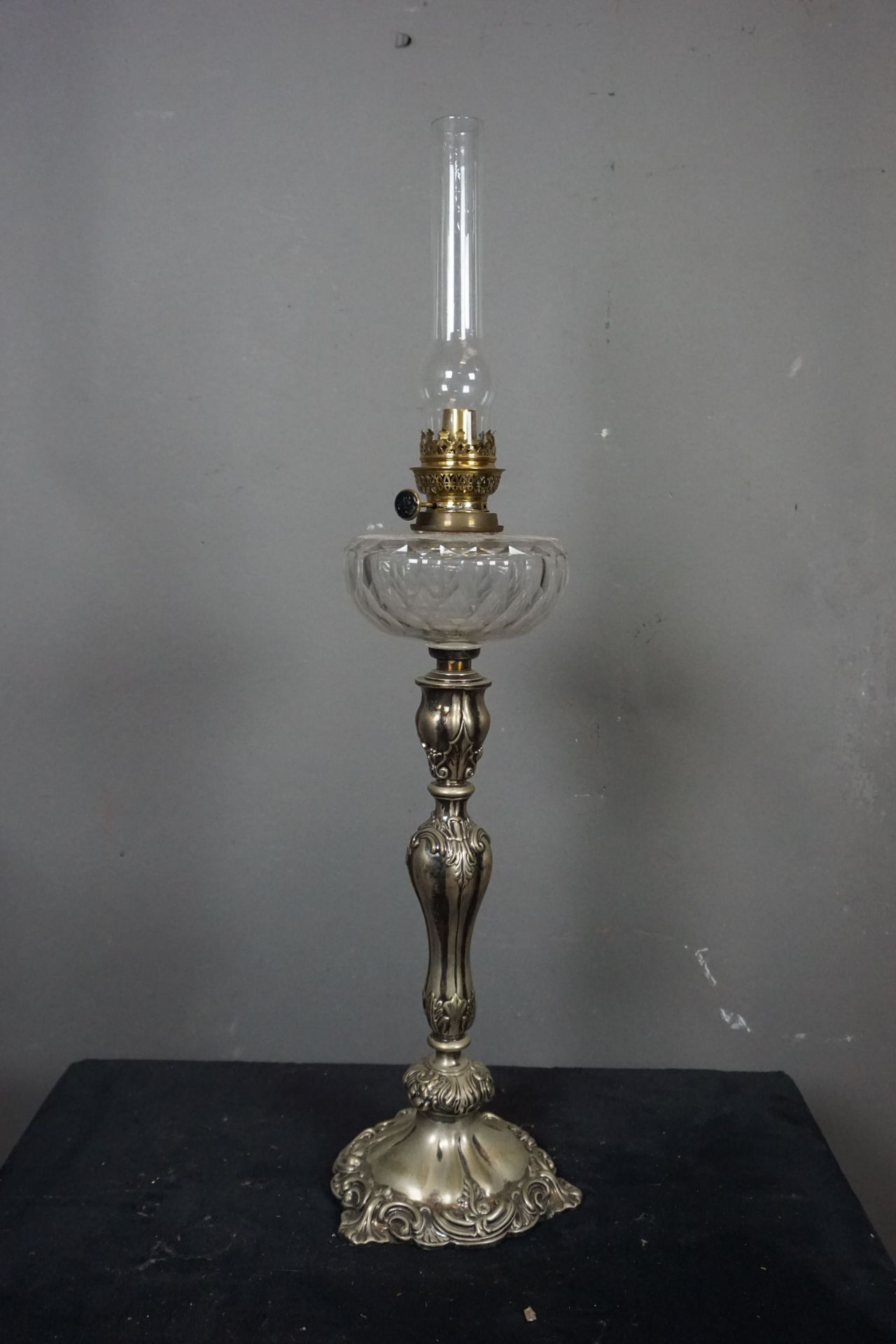 Oil lamp in copper H80