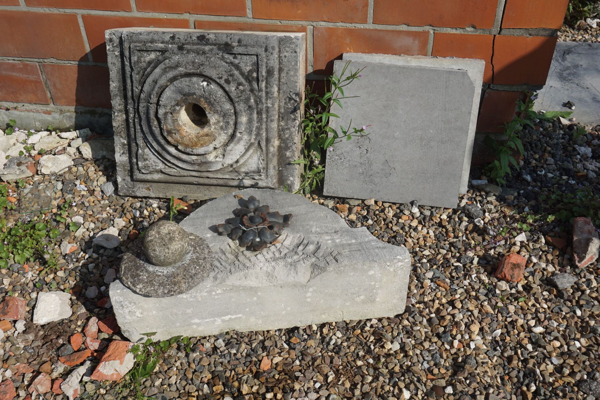 Ornaments in white stone