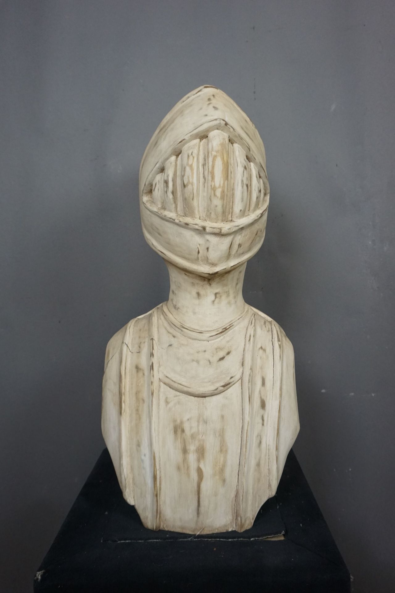 Sculpture in wood H76