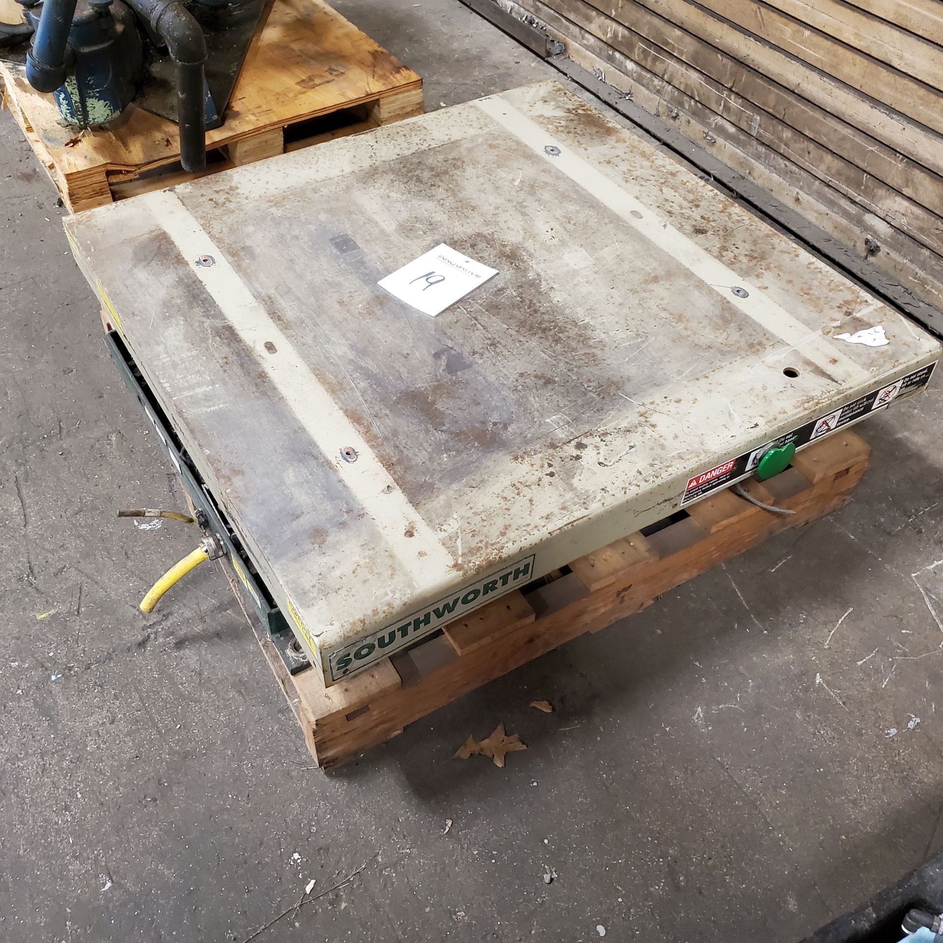 Southworth 1,500 lb. Pneumatic Lift Table, 36" Square, Loading Fee $10 - Image 2 of 2