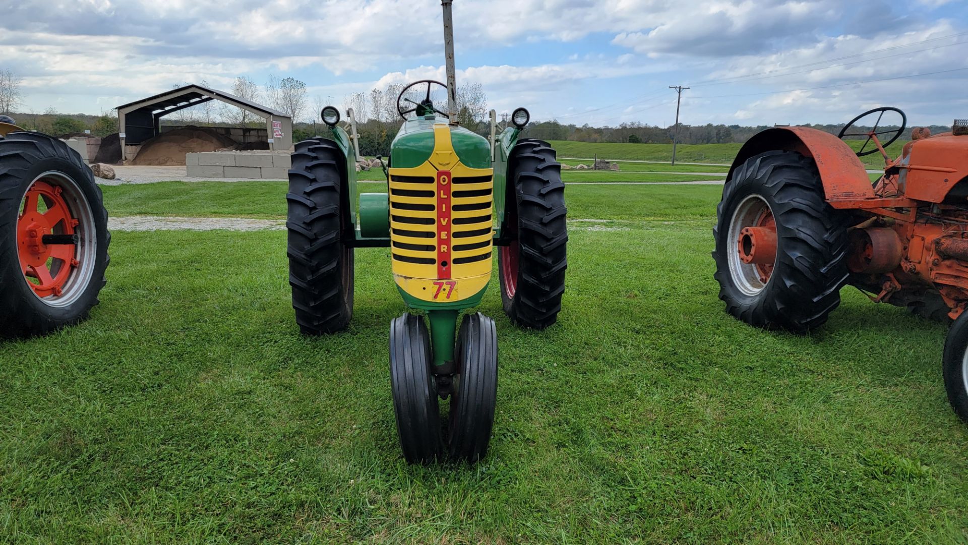 1951 Oliver 77 Row Crop Tractor, 6 Cylinder Gasoline Engine, Rear Hydraulics, Restored - Image 2 of 12