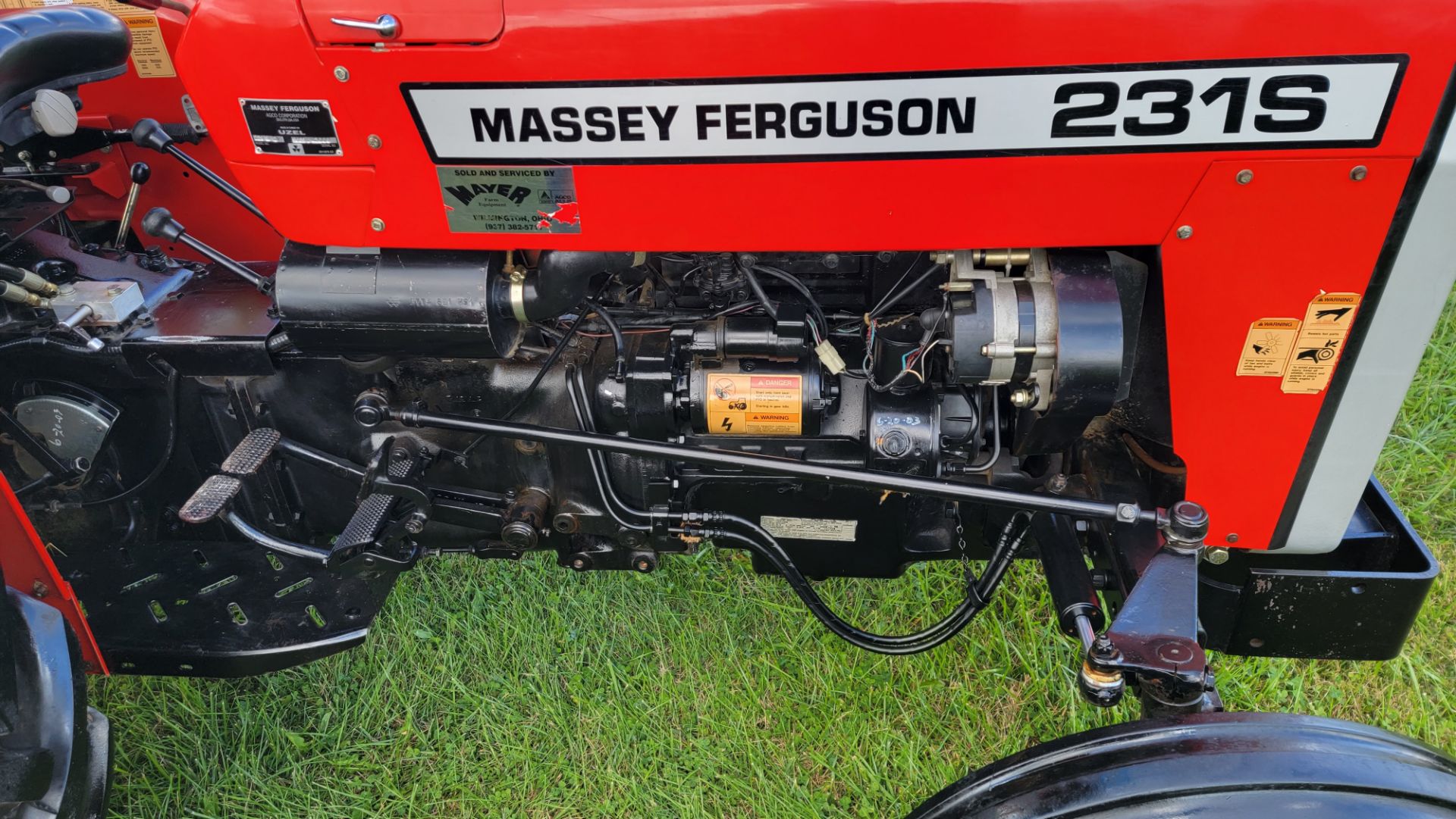 2000 Massey Ferguson 231S 2 Wheel Drive Tractor, s/n 9681J43006, C3 Perkins Diesel, 235 Actual Hours - Image 6 of 16