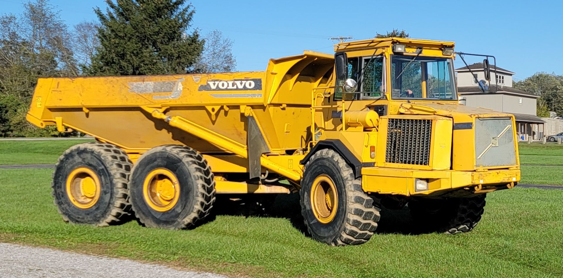 Volvo A25C 6x6 Offroad Dump Truck, 30,519 Miles, 12,411 Hours, s/n 5350V61011 - Image 9 of 34