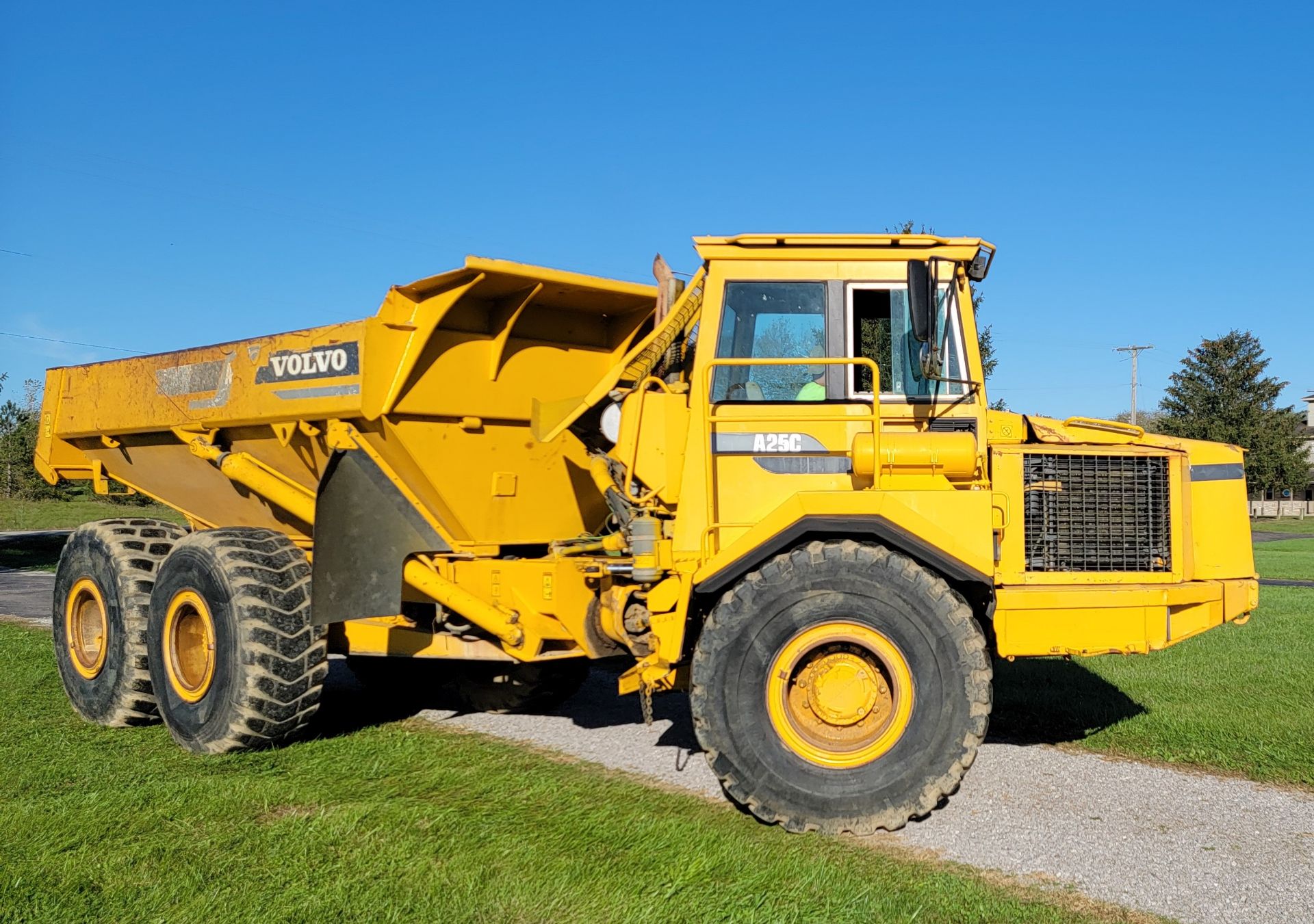 Volvo A25C 6x6 Offroad Dump Truck, 30,519 Miles, 12,411 Hours, s/n 5350V61011 - Image 15 of 34