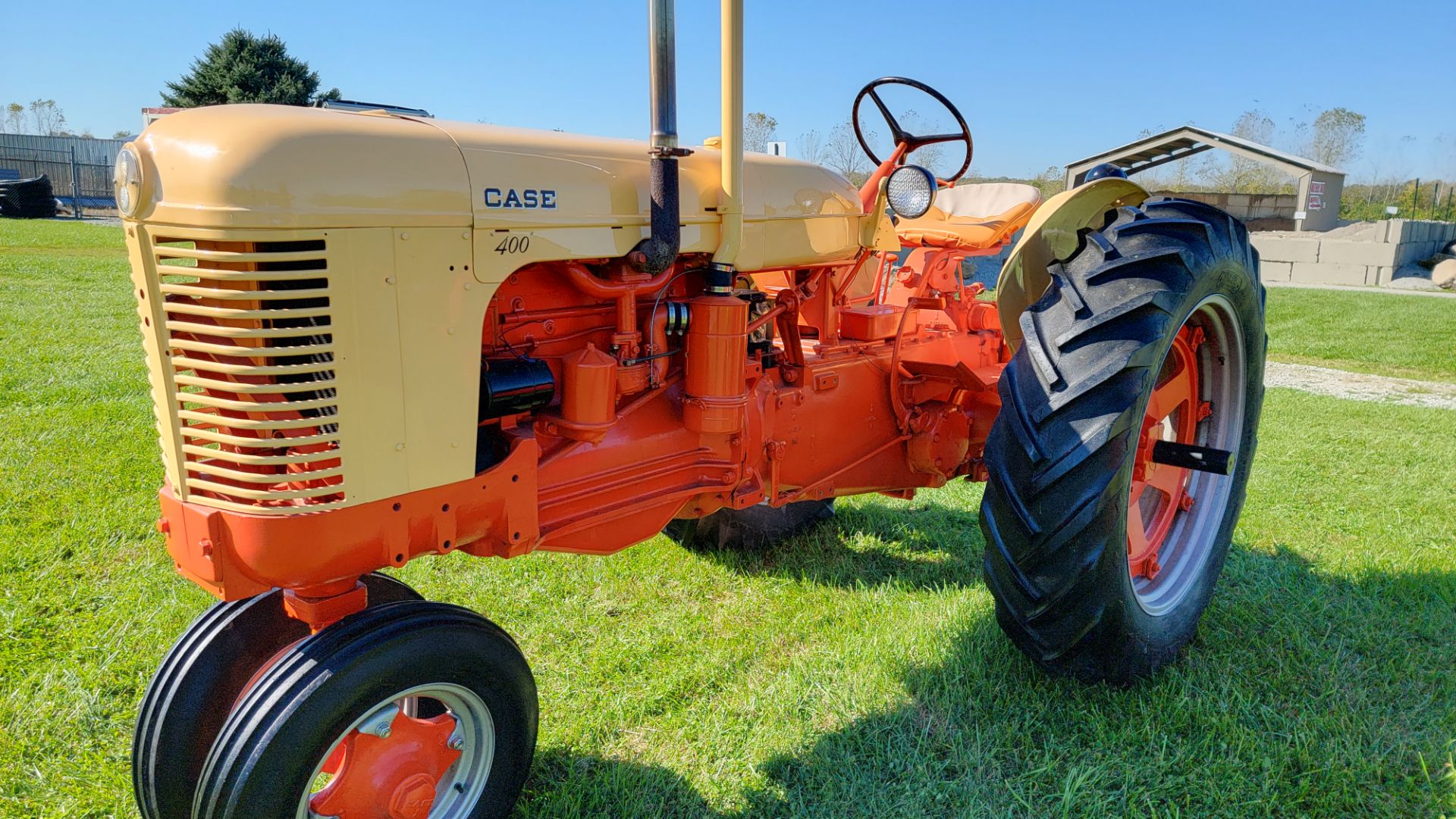 1956 Case 400 Row Crop Tractor, Model 411, s/n 8081224, Gasoline Engine, New in 1956, Restored - Image 12 of 32