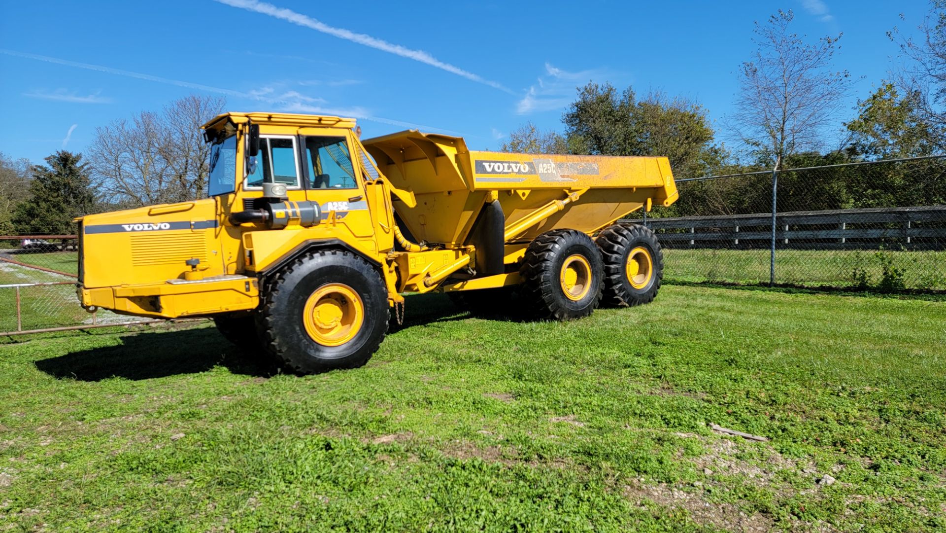 Volvo A25C 6x6 Offroad Dump Truck, 30,519 Miles, 12,411 Hours, s/n 5350V61011 - Image 5 of 34