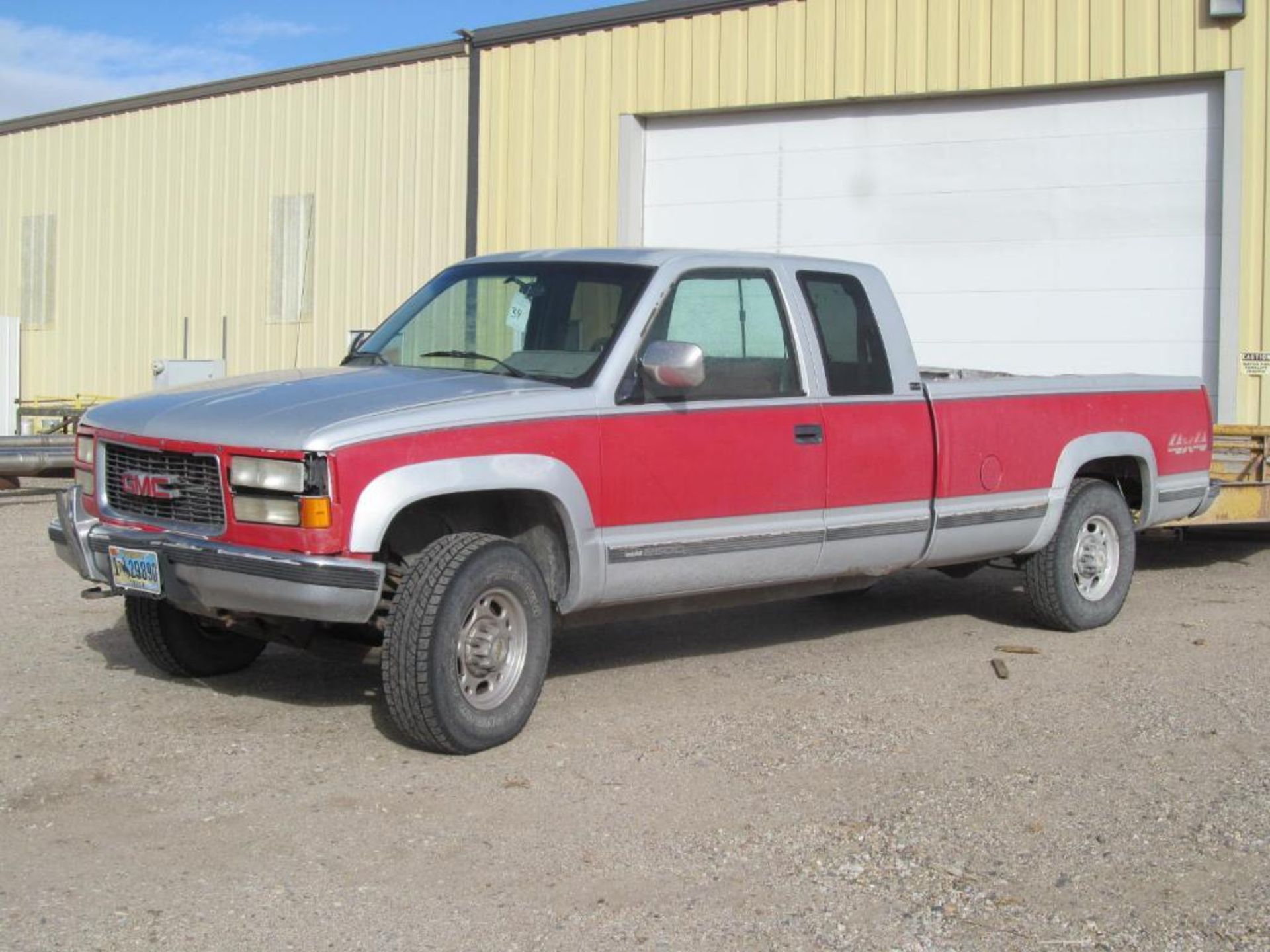 GMC Sierra 2500 SLE 4x4 Pick Up Truck, VIN: 1GTGK29N3RE554877 (New 1994), with Extended Cab, Automat