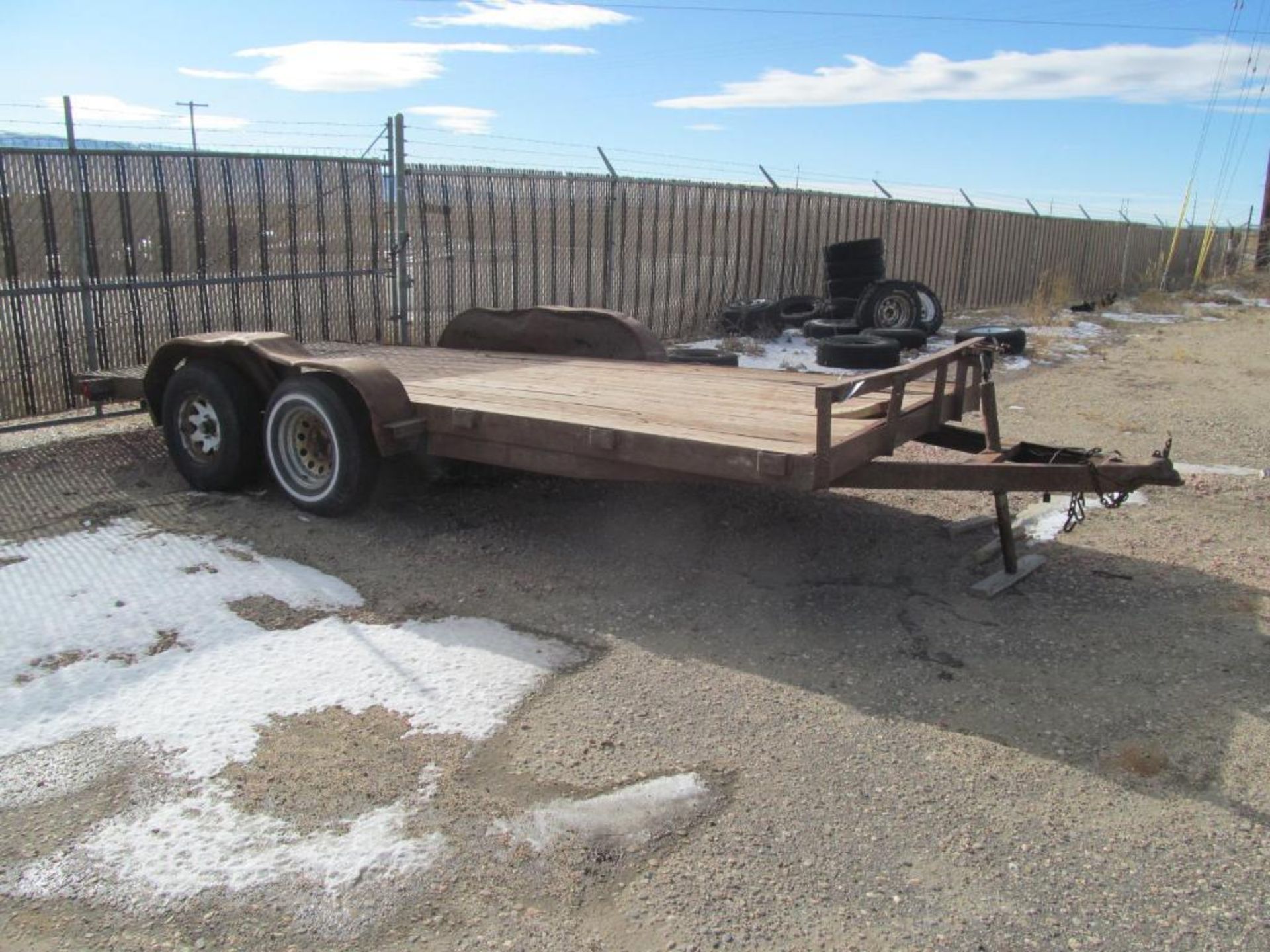 16' Tandem Axle Flat Bed Trailer, 78" Between Fenders, No Title - Image 2 of 3