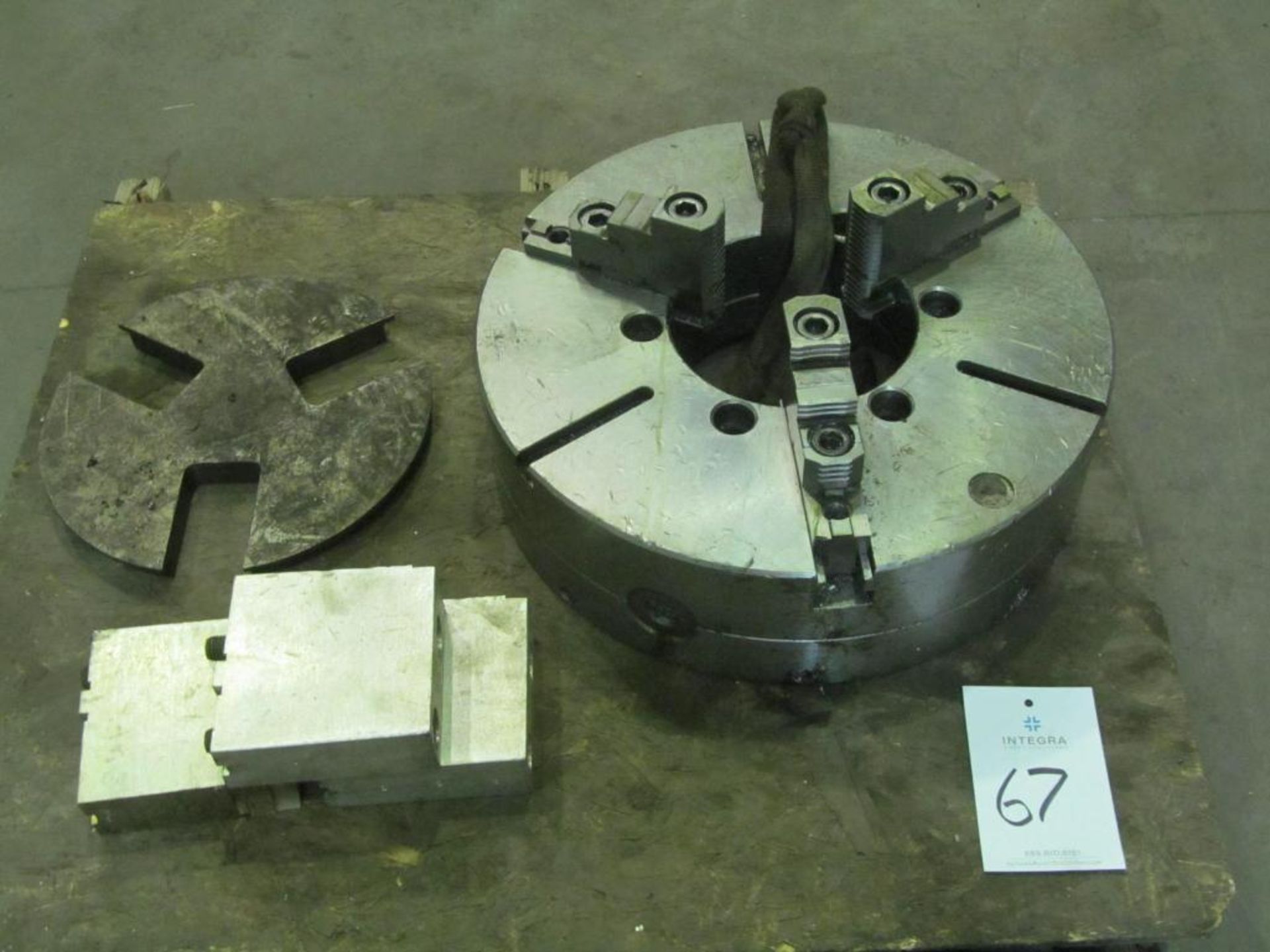 19.5" 3-Jaw Chuck (Building C)