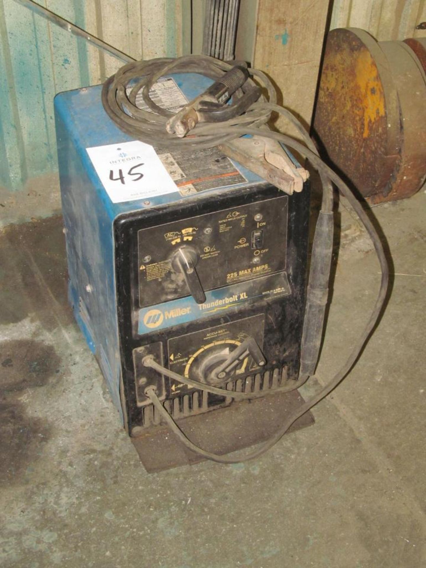 Miller Thunderbolt XL 225-Amp Welder, S/N LE167962, with Leads, Torch (Building A)