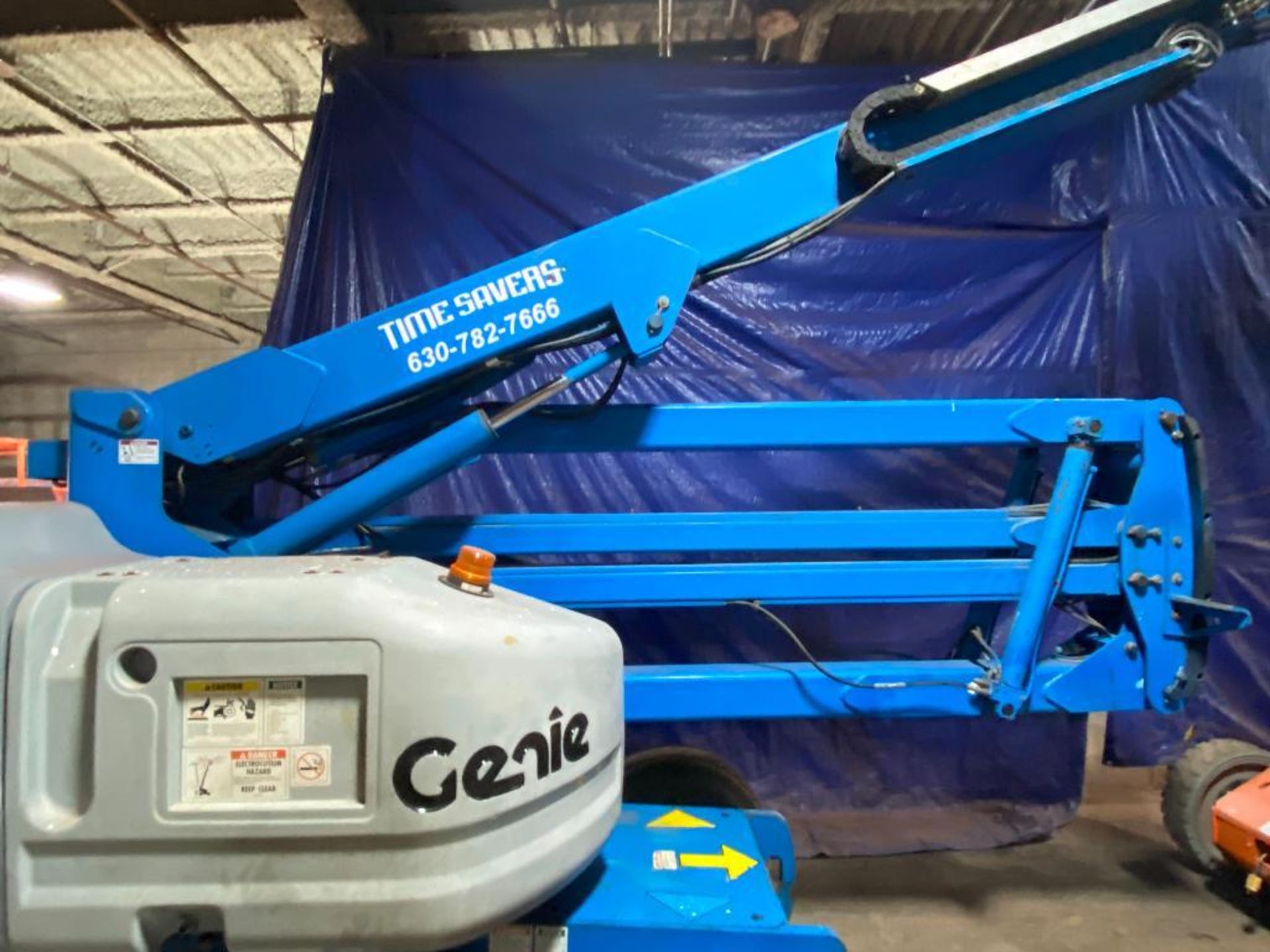 Genie Z45/25J Articulating Boom Lift (S/N 15918, Year 2000), with 45' Platform Height, 25' - Image 3 of 9