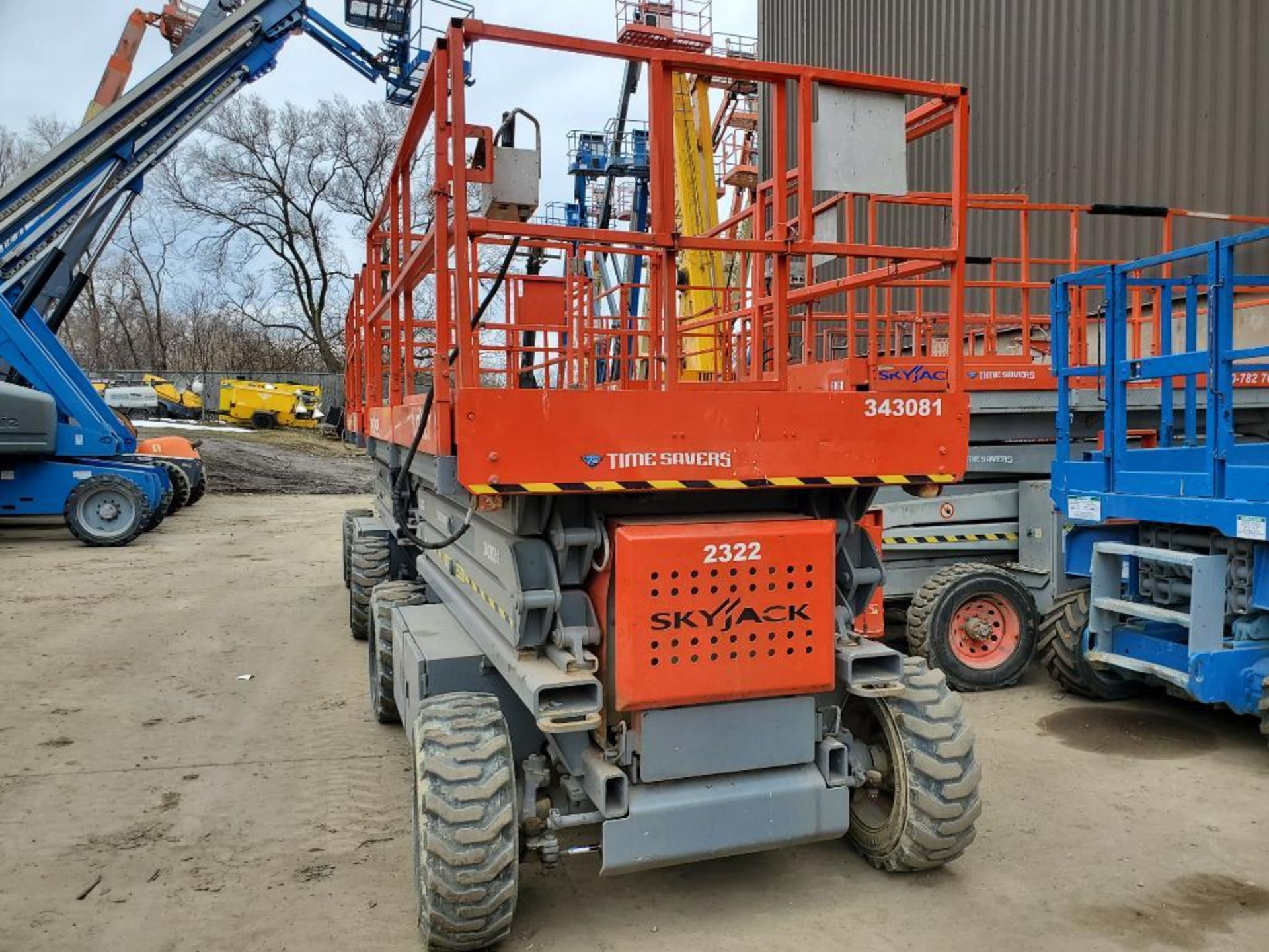 Skyjack SJ7127 Rough Terrain Scissor Lift (S/N 343081, Year 2006), with 33' Working Height, 27' - Image 2 of 5