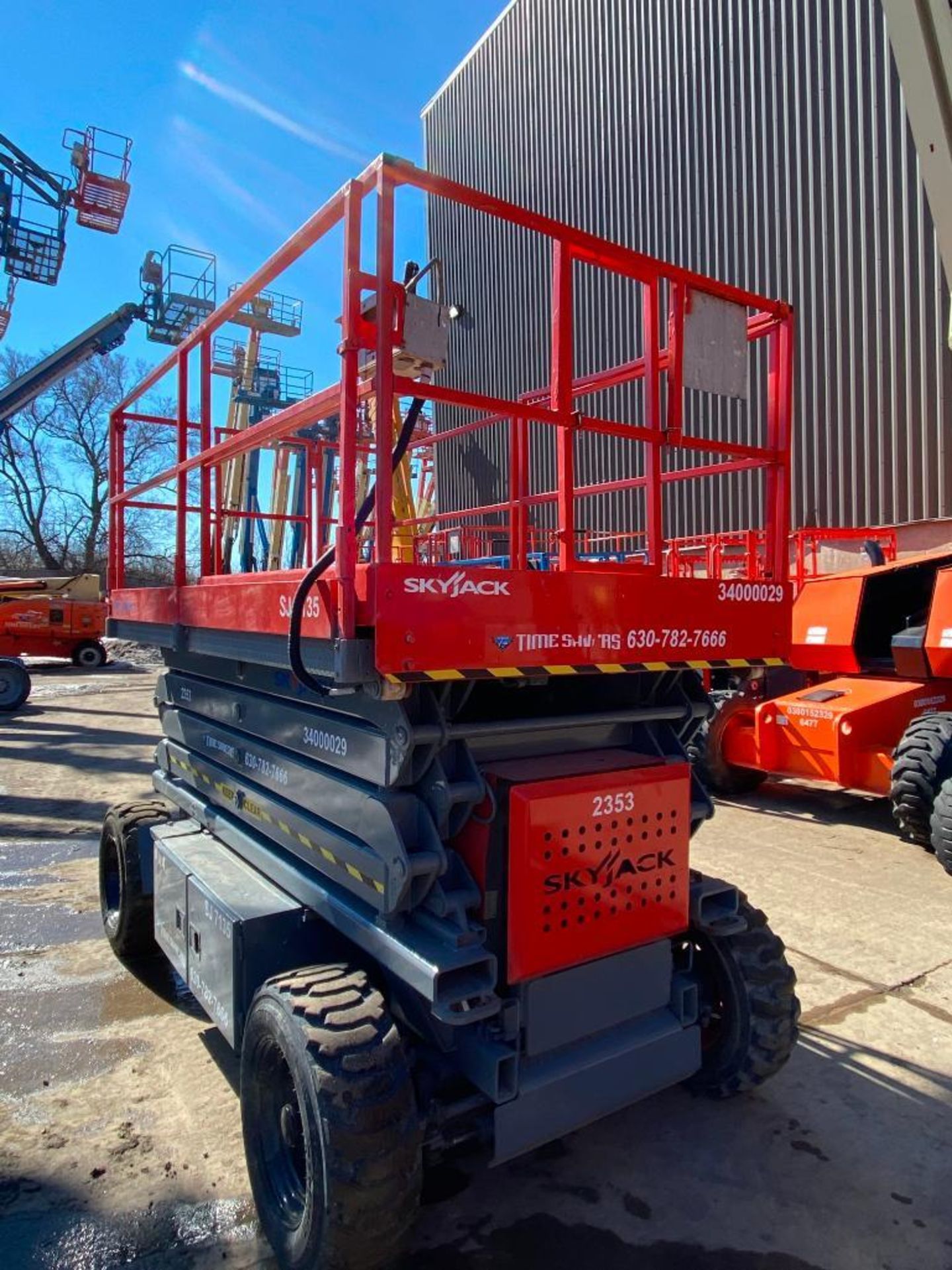 Skyjack SJ7135 Rough Terrain Scissor Lift (S/N 34000029, Year 2007), with 41' Working Height, 35' - Image 4 of 7