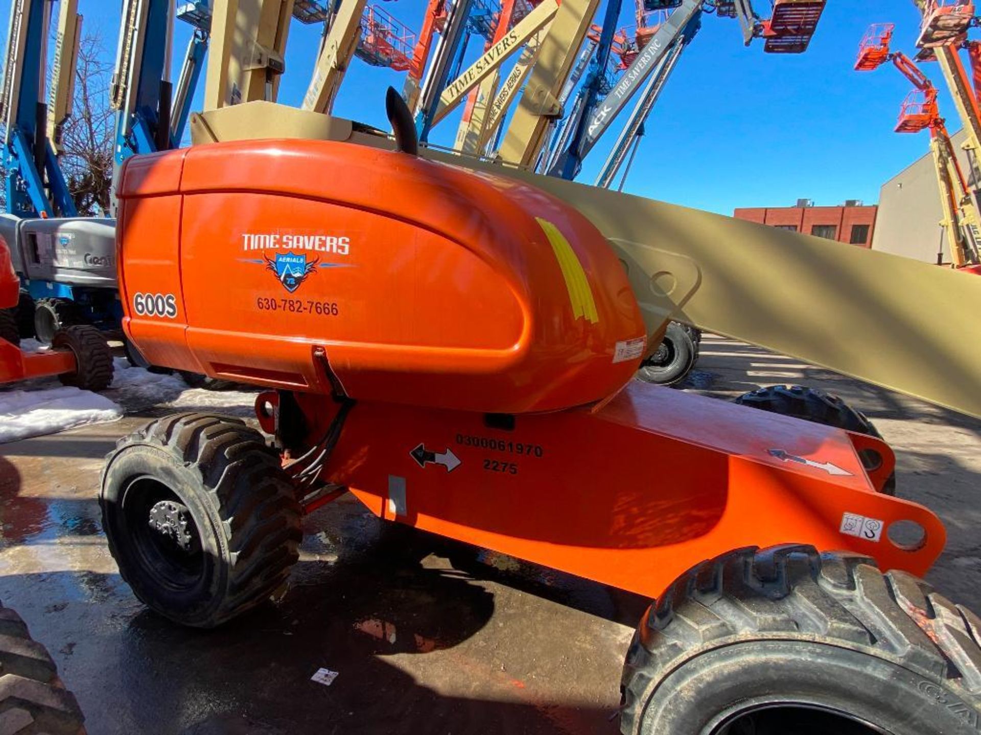 JLG 600S Rough Terrain Boom Lift (S/N 300061970, Year 2001), with 60' Platform Height, 49.47' - Image 11 of 16