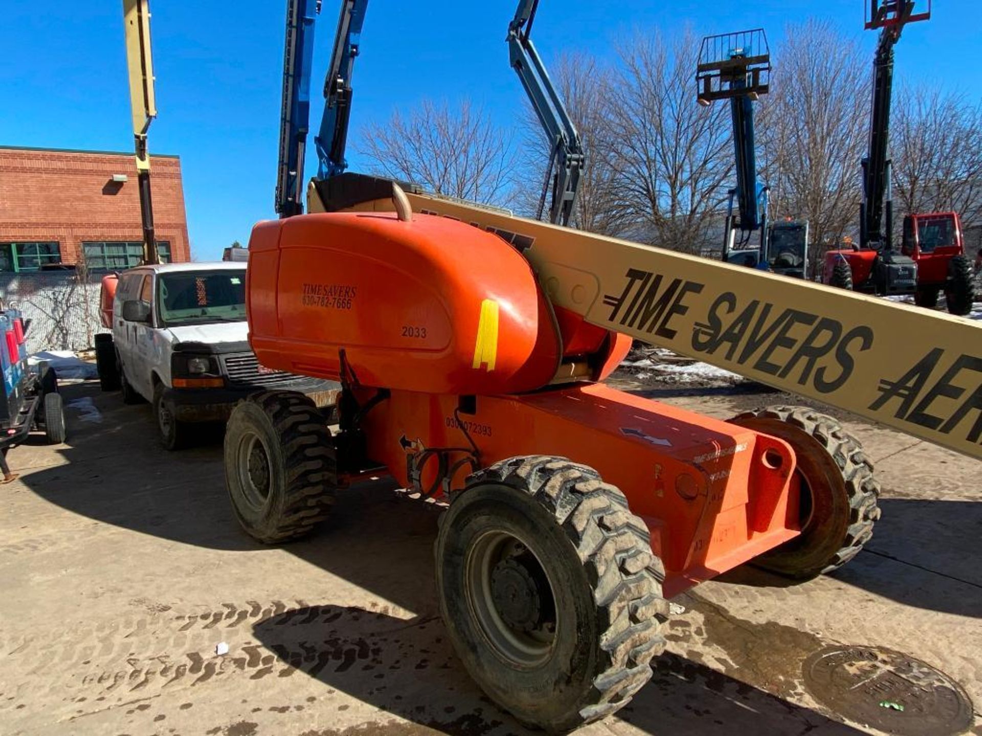 JLG 600S Rough Terrain Boom Lift (S/N 300072393, Year 2003), with 60' Platform Height, 49.47' - Image 6 of 11