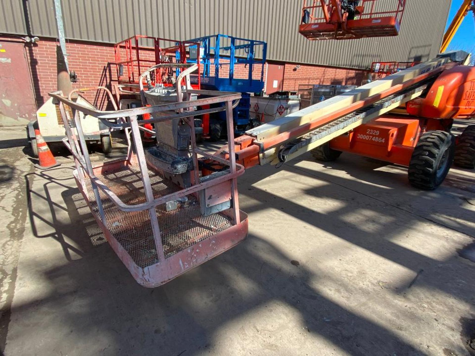 JLG 600S Rough Terrain Boom Lift (S/N 300074864, Year 2004), with 60' Platform Height, 49.47' - Image 3 of 13