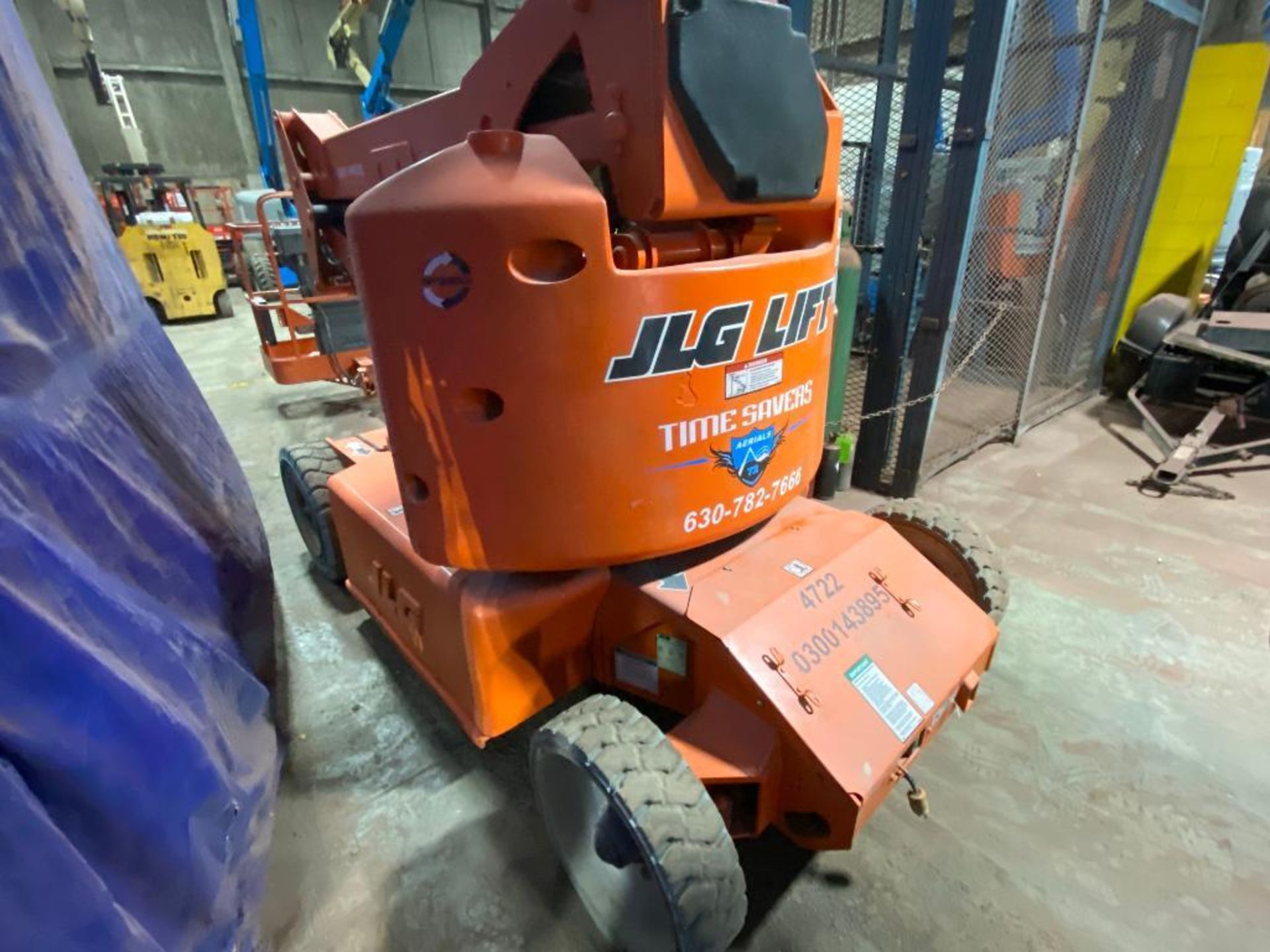 JLG E400AN Articulating Boom Lift (S/N 300143895, Year 2011), with 40' Platform Height, 21.2' Reach, - Image 11 of 12
