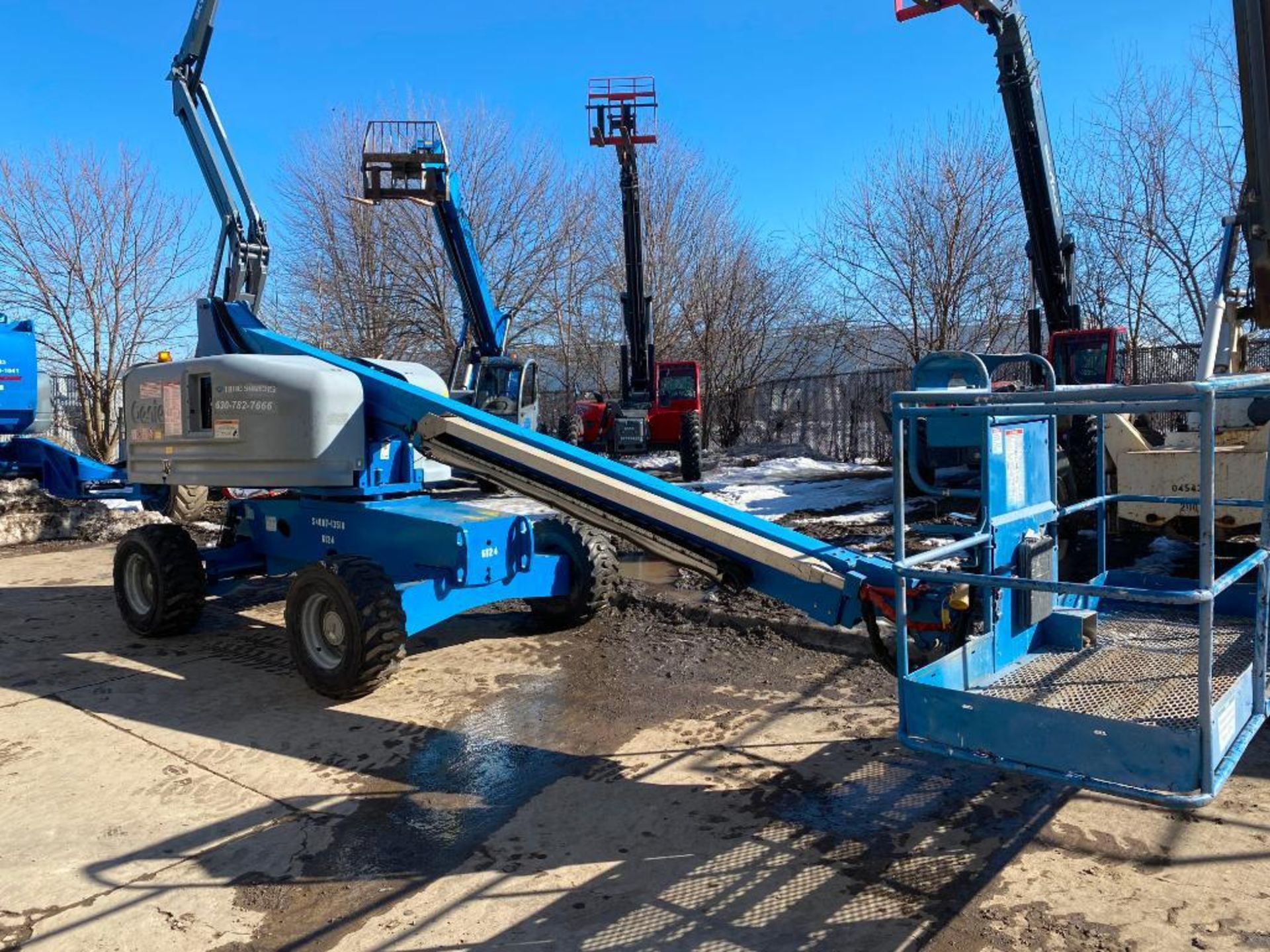 Genie S-40 Rough Terrain Boom Lift (S/N S4007-13518, Year 2007), with 40' Platform Height, 31.8' - Image 2 of 8