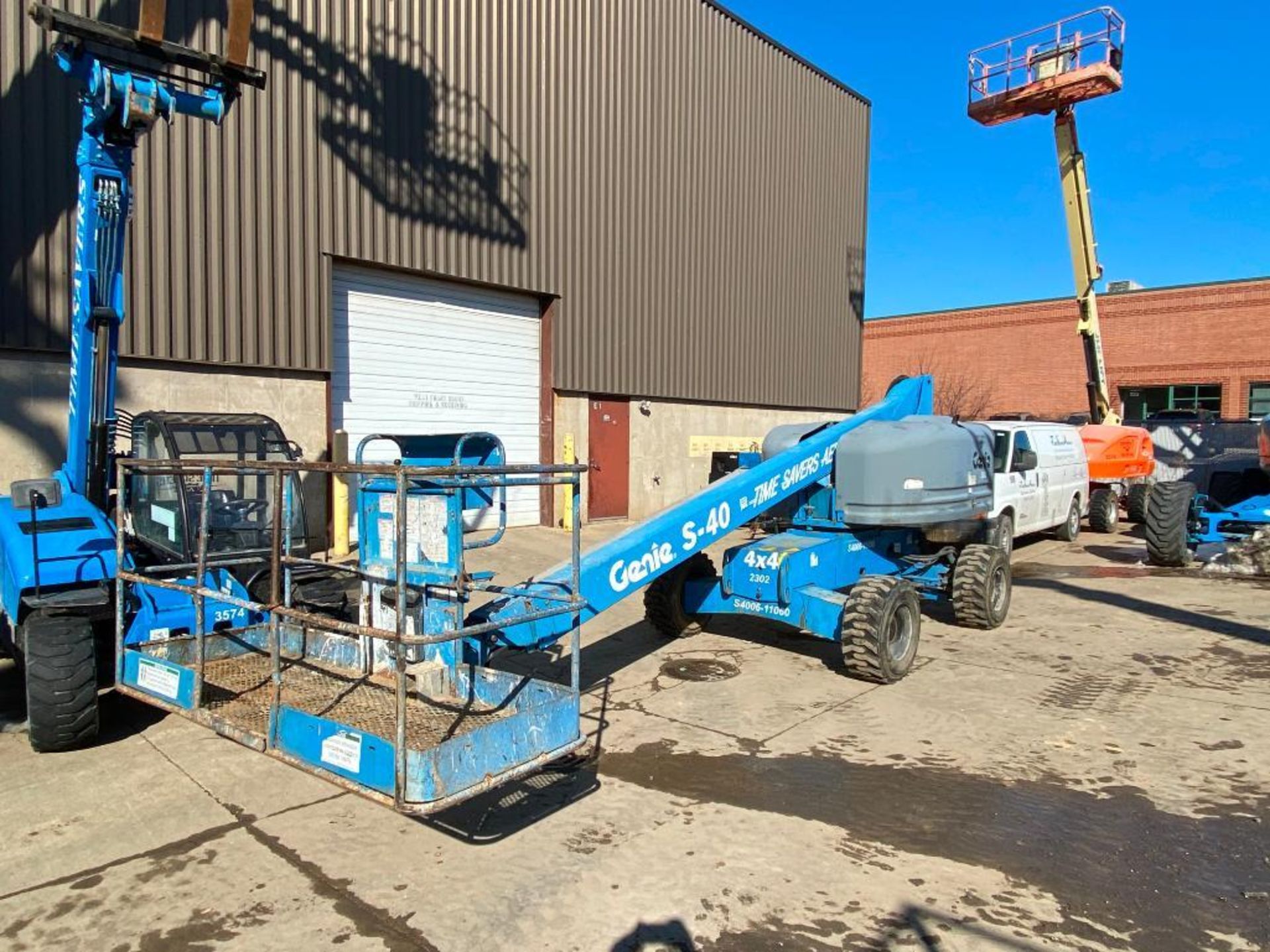 Genie S-40 Rough Terrain Boom Lift (S/N S4006-11060, Year 2006), with 40' Platform Height, 500 Lb. - Image 4 of 9