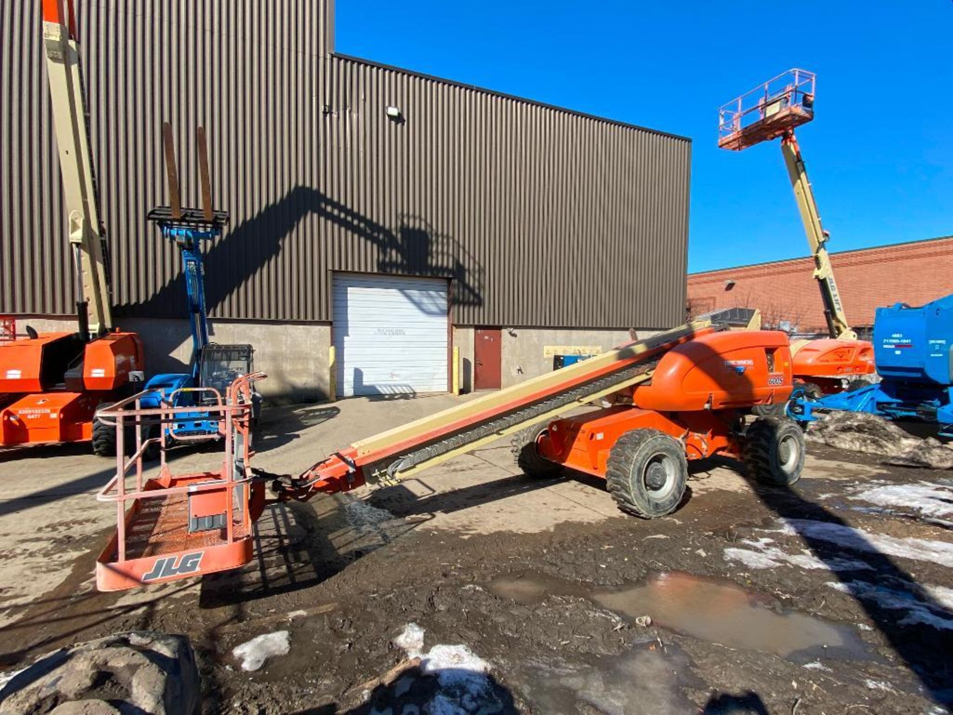 JLG 600S Rough Terrain Boom Lift (S/N 300072396, Year 2003), with 60' Platform Height, 49.47' - Image 2 of 9