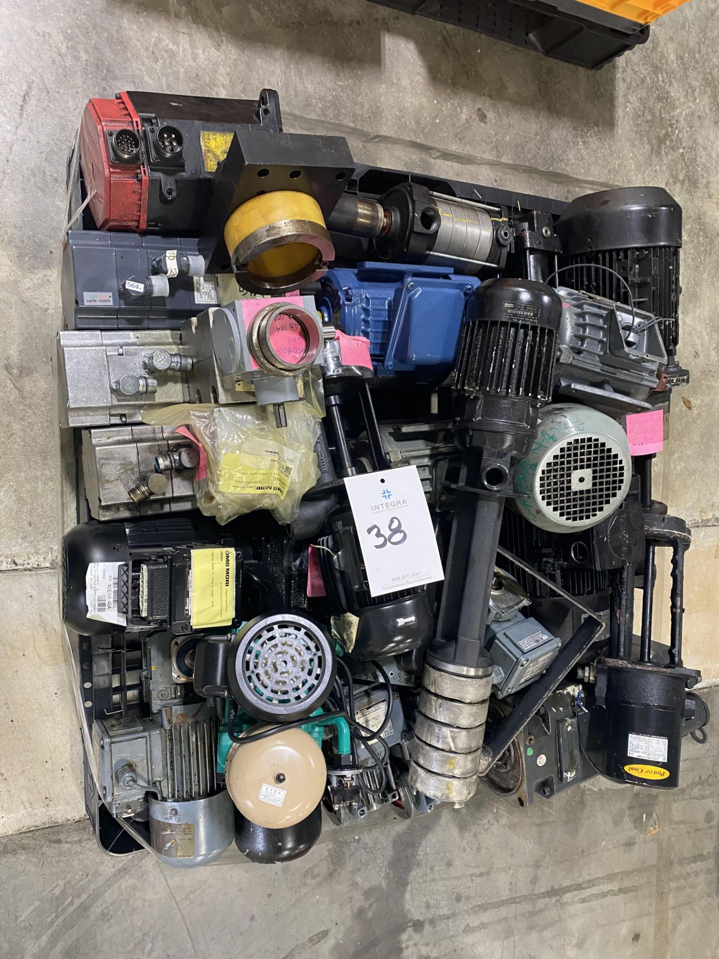 Lot of Motors & Pumps - Image 4 of 4