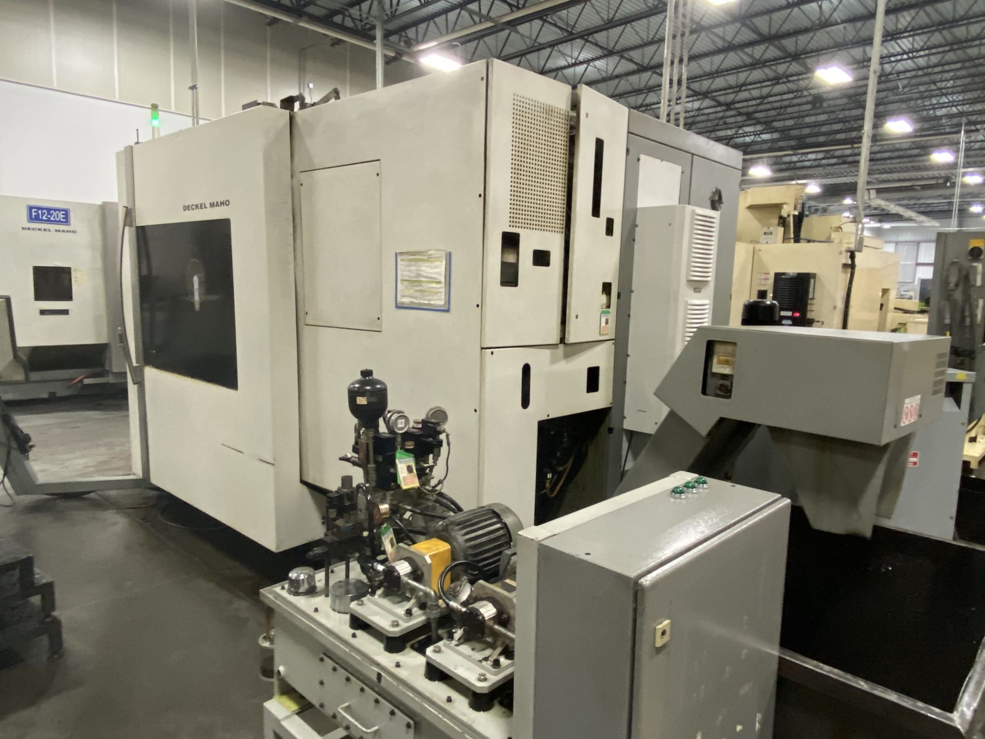 DMG 60U hi-dyn 5-Axis CNC Horizontal Machining Center, S/N 1119-000119-3, 2004, with 25" x 20" - Image 3 of 20