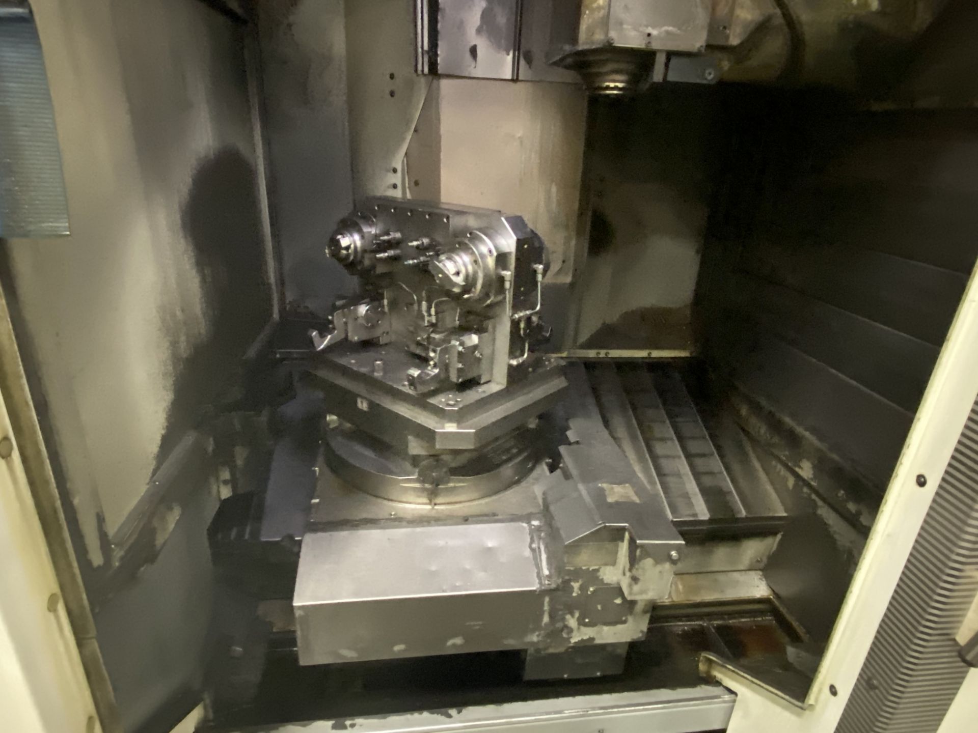 DMG 60U hi-dyn 5-Axis CNC Horizontal Machining Center, S/N 1119-000119-3, 2004, with 25" x 20" - Image 12 of 20