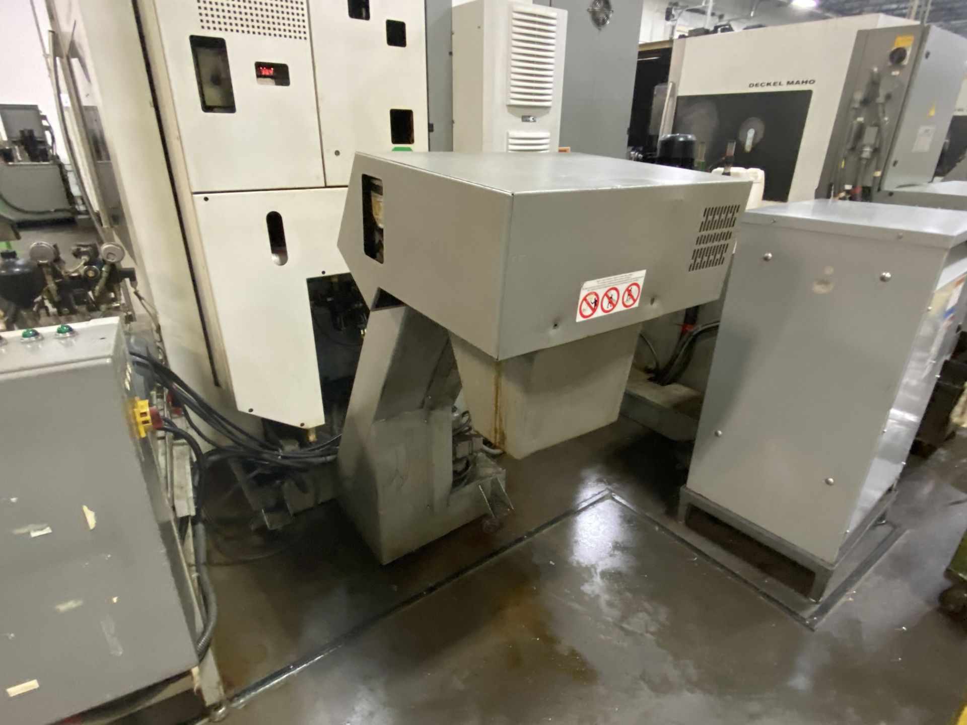 DMG 60U hi-dyn 5-Axis CNC Horizontal Machining Center, S/N 1119-000125-3, 2004, with 25" x 20" - Image 17 of 18