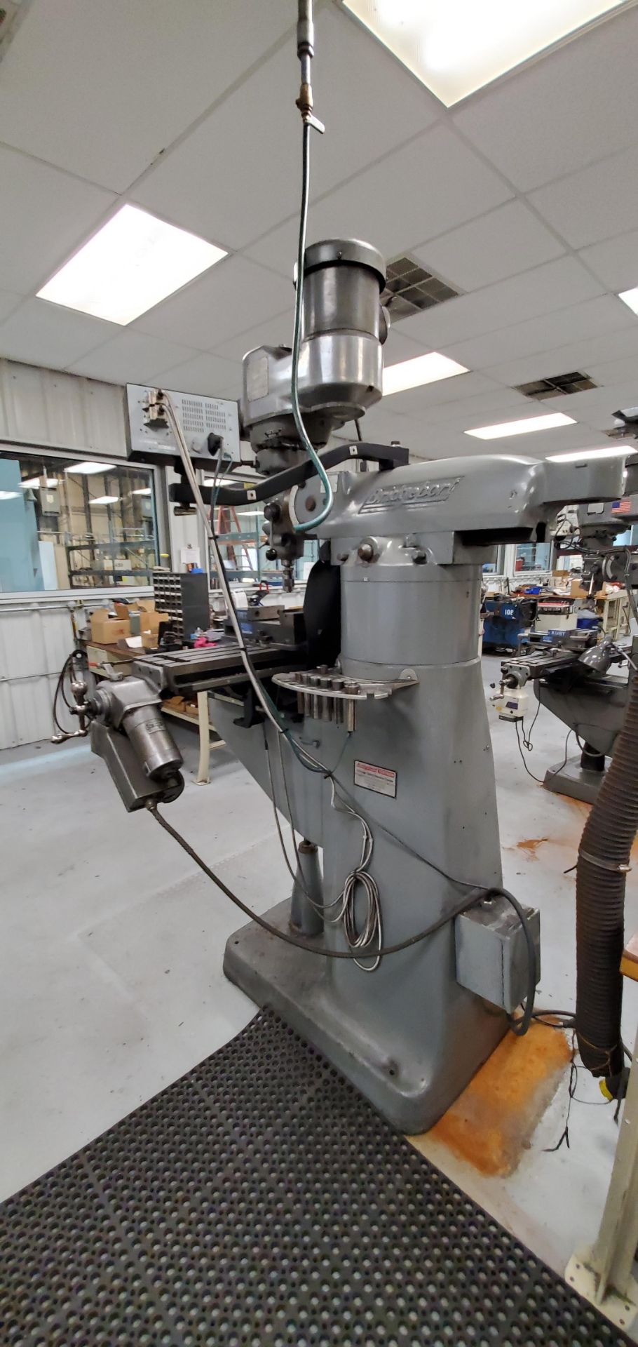 Bridgeport Series I 2-HP Vertical Milling Machine - Image 9 of 10