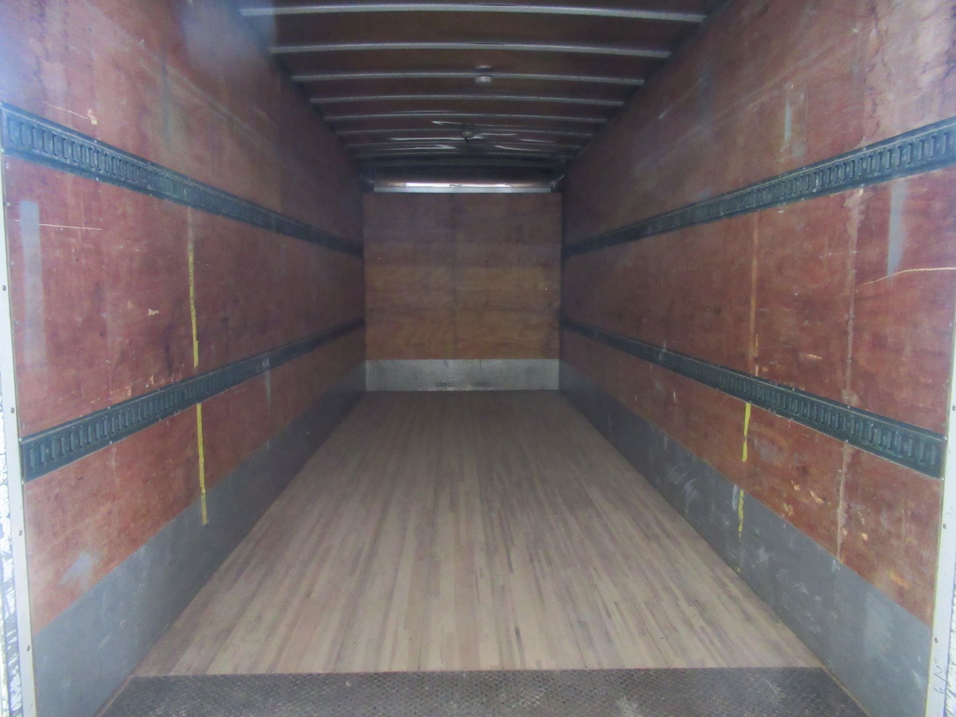 2013 Freightliner 24' Box Truck - Image 5 of 11