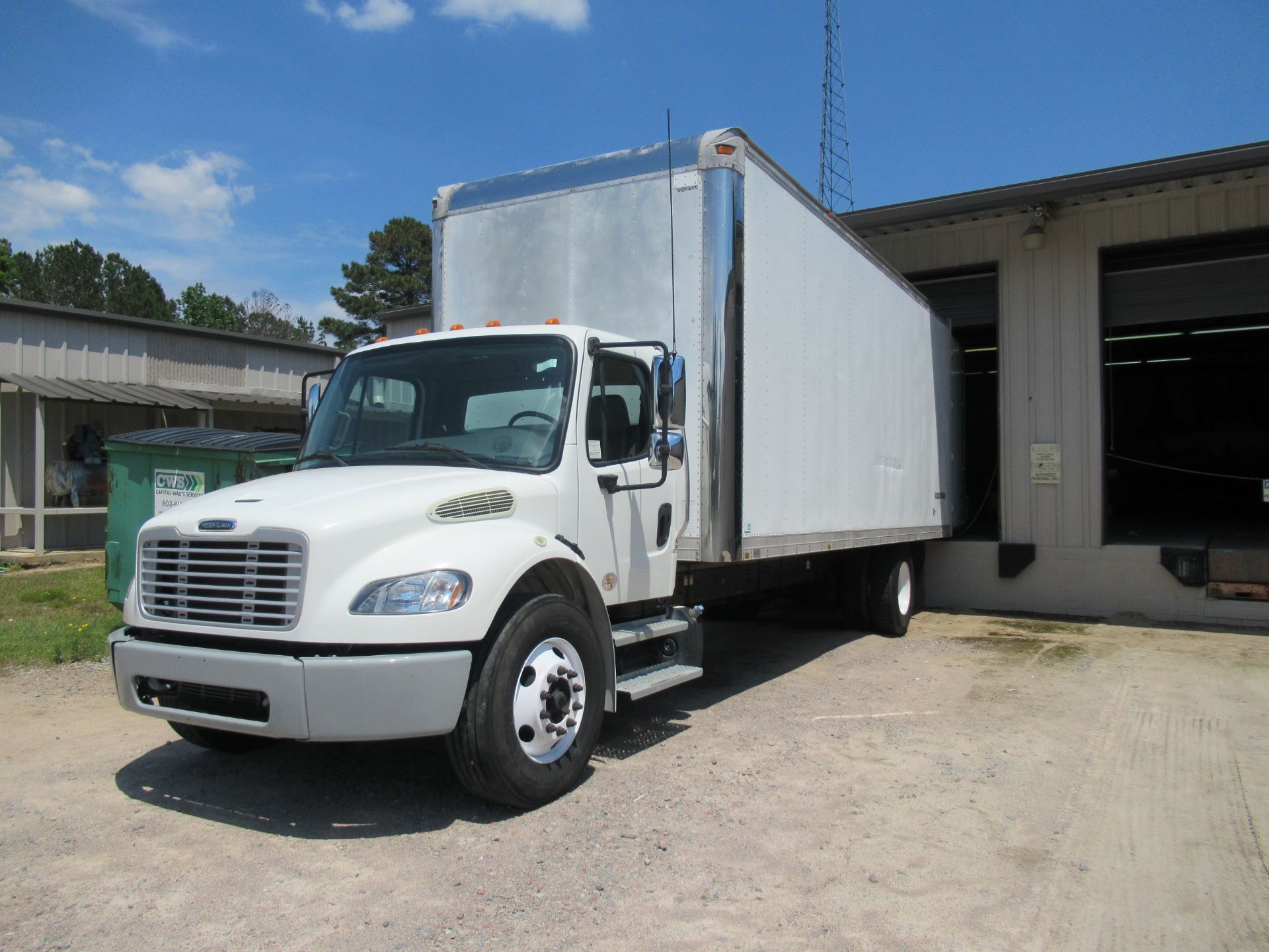 2013 Freightliner 24' Box Truck - Image 2 of 11