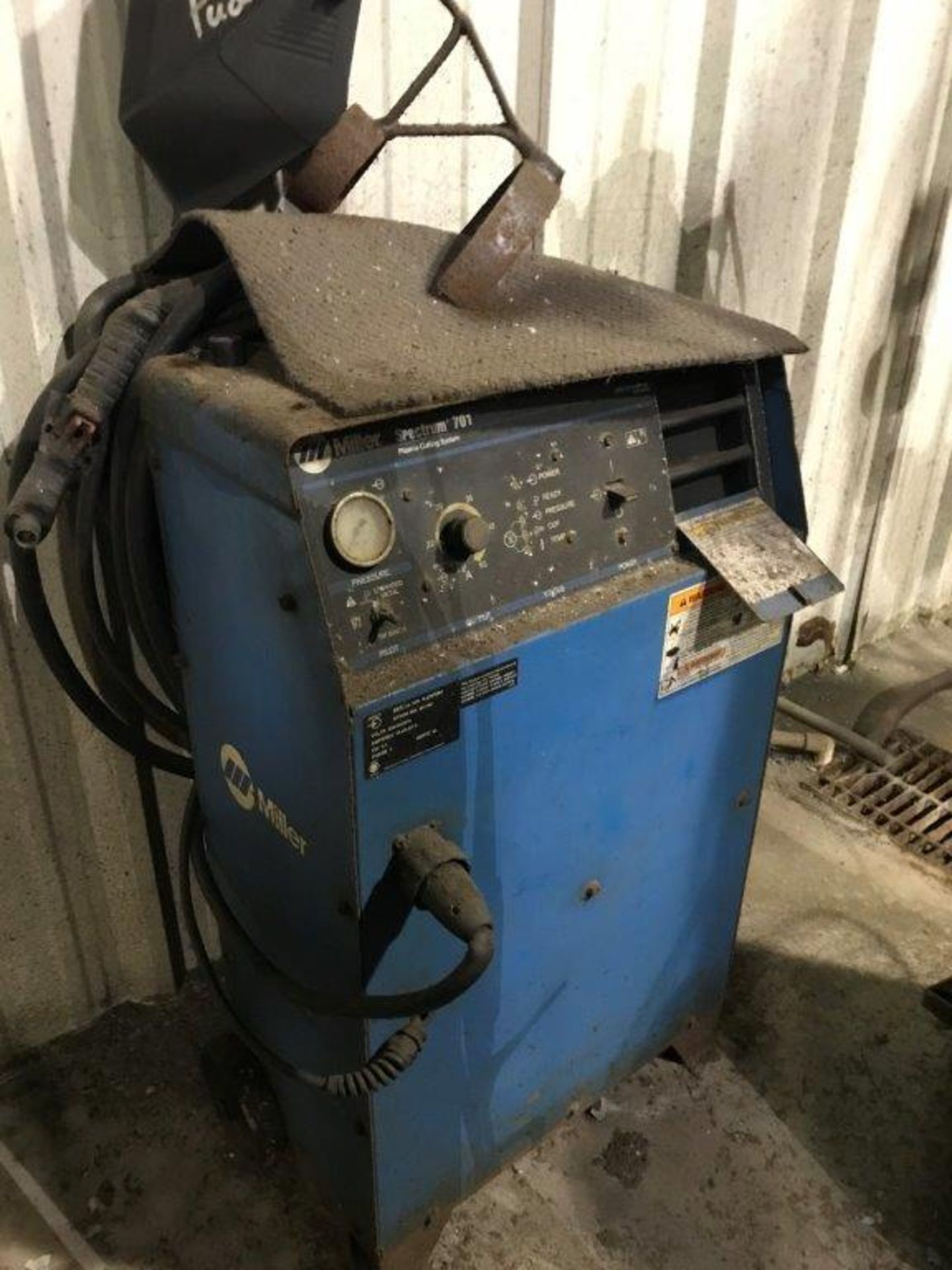 Miller Dynasty 200 Welding Power Source, S/N LF278772, to Include Miller Spectrum 701 and Miller - Image 2 of 3