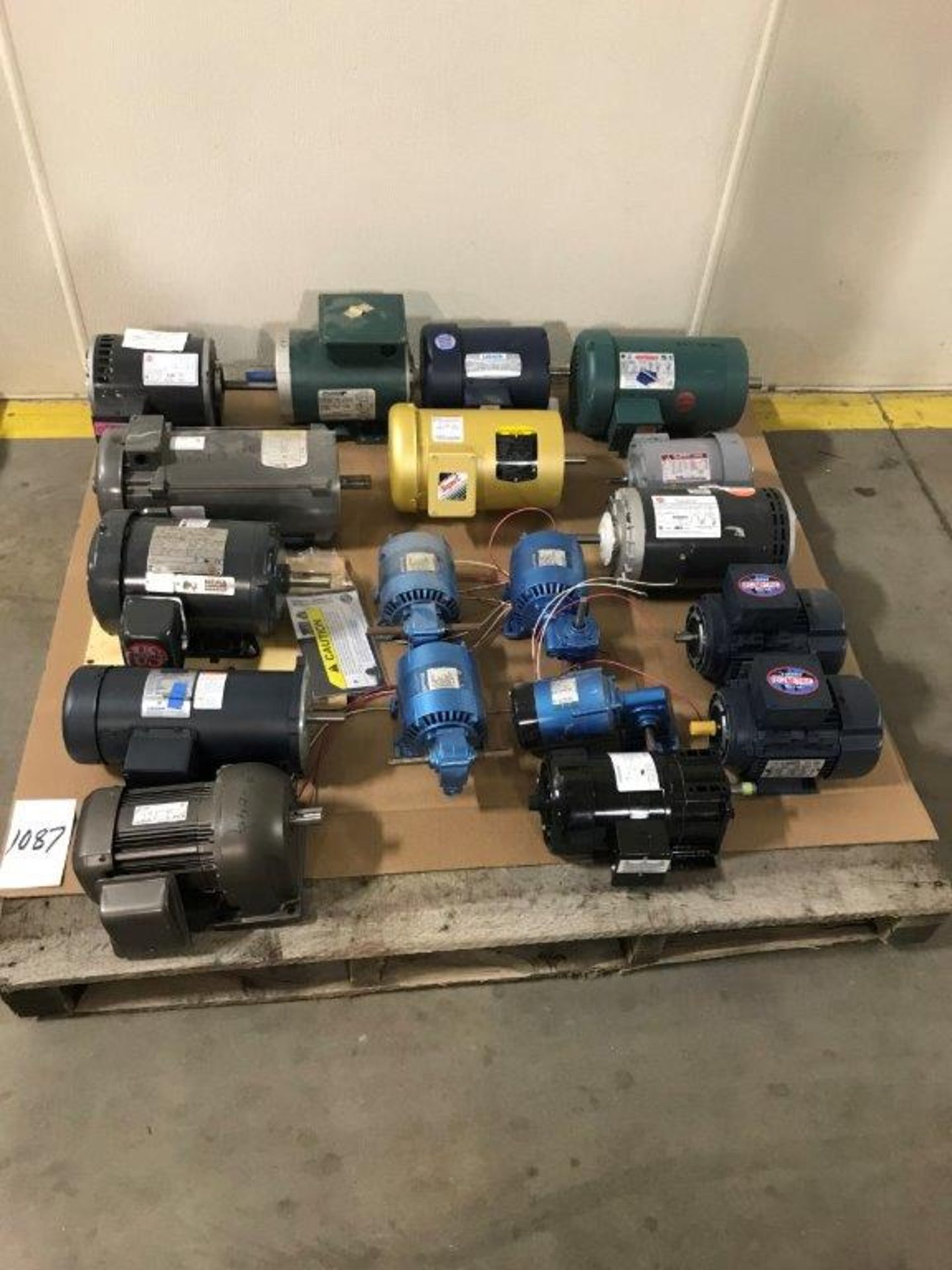 (18) Assorted Motors