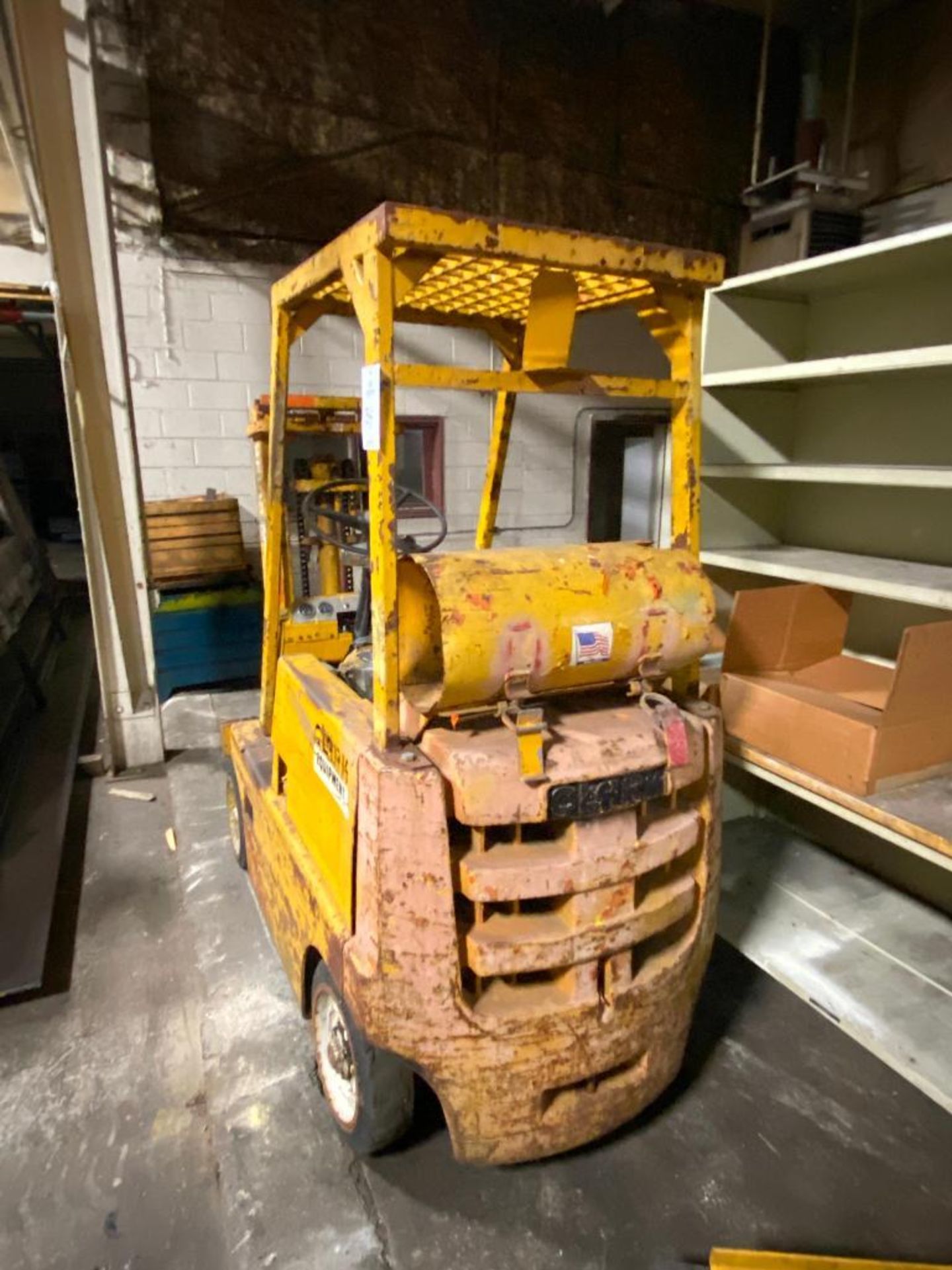 Clark CF40MB 4,000 Lb. LPG Forklift Truck - Image 5 of 5