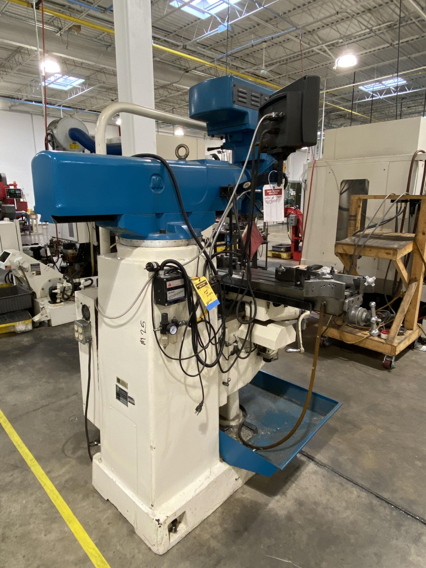 Summit EVS-550 5hp 3-Speed Vertical Milling Machine, S/N 5102 - Image 9 of 19