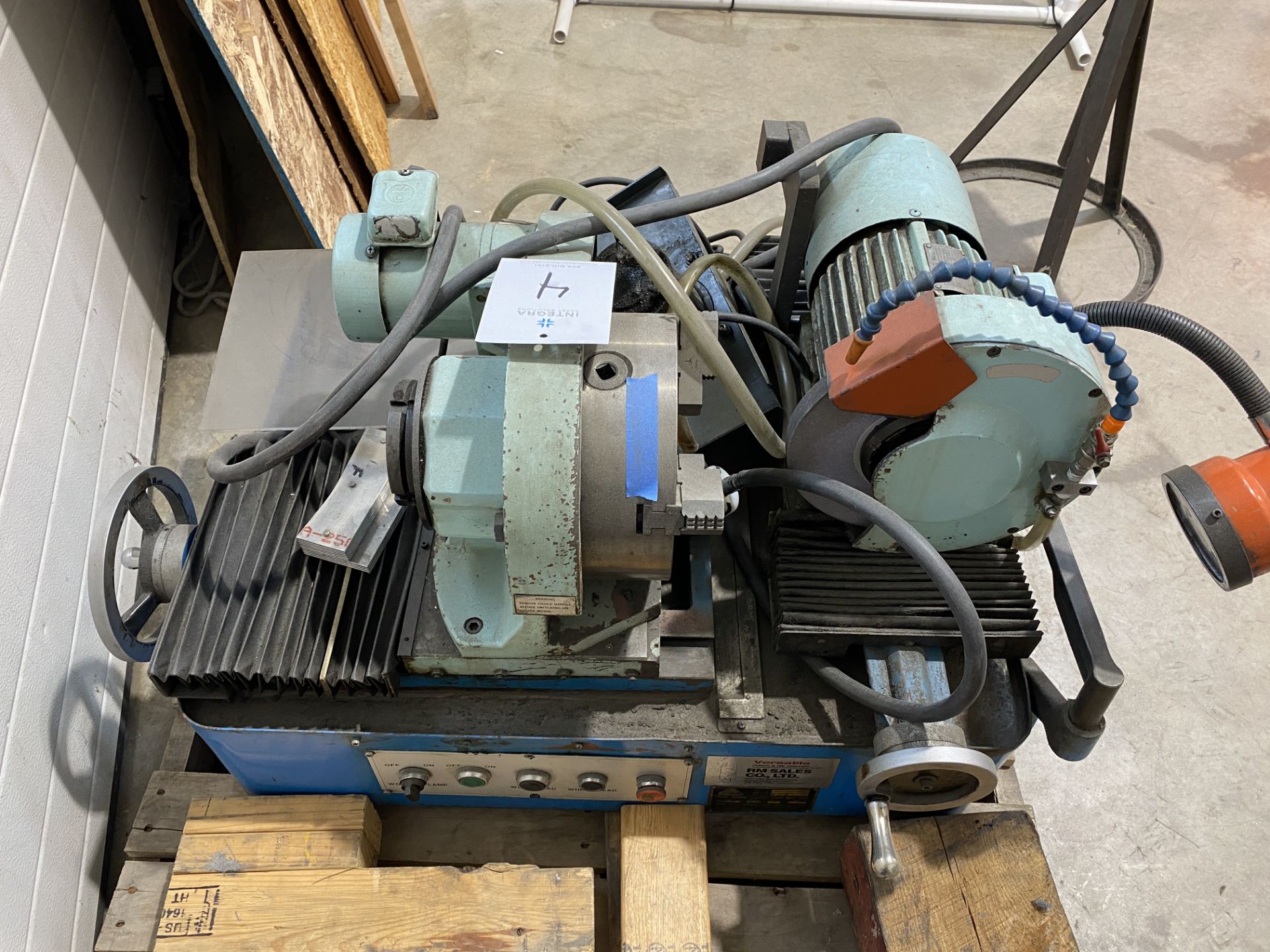 Versatile PG-9 Tool & Cutter Grinder, S/N 76040, 1987